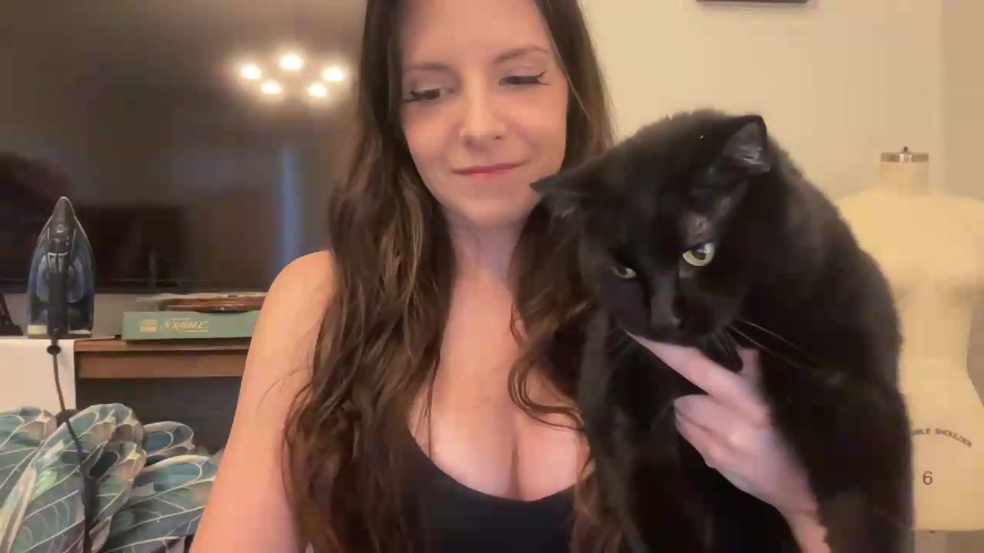 Gallery image thumbnail from MoonMILF's myfreecams stream on, 08/29/2026, 21:16 image 13 of 20