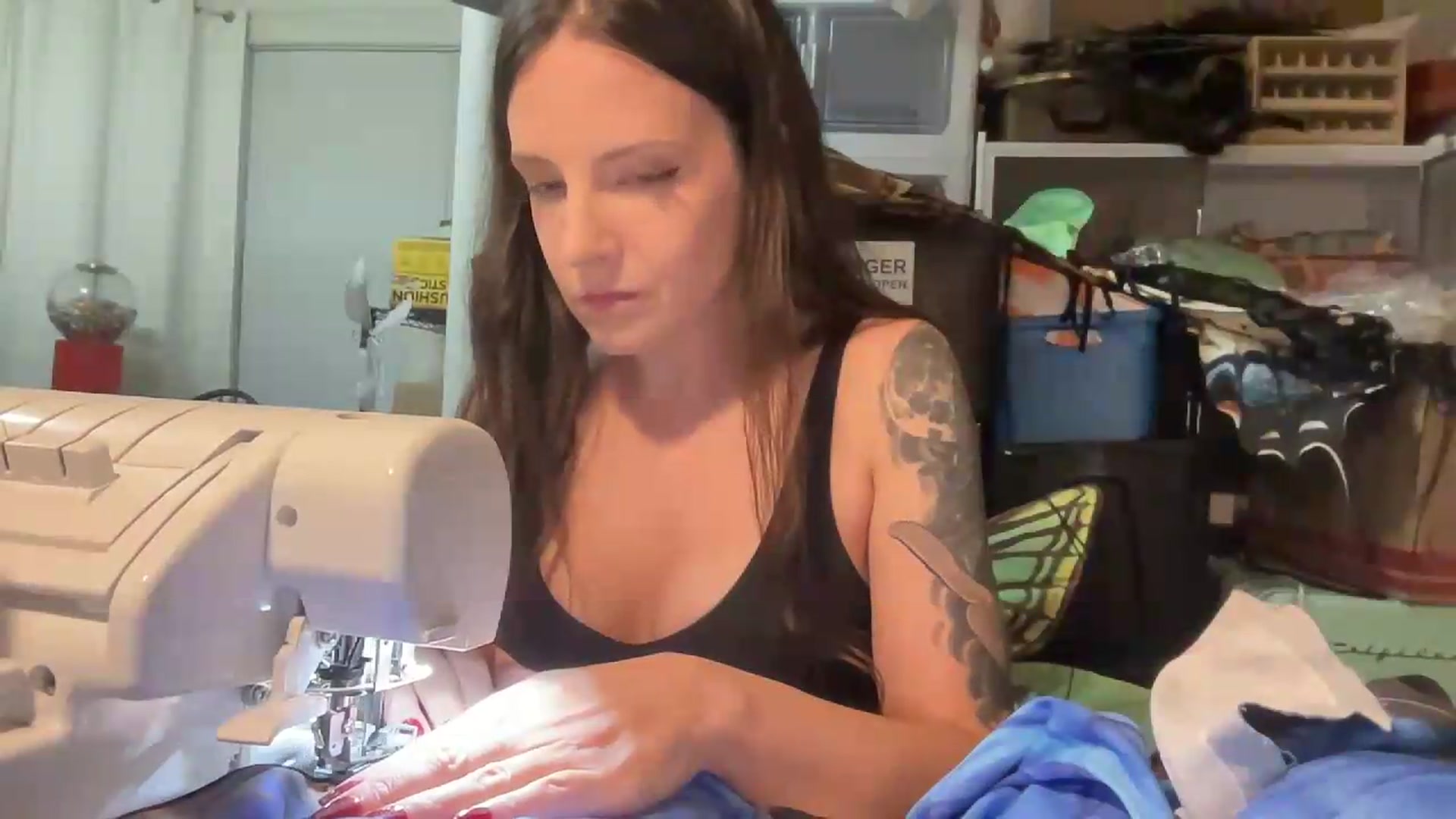 Gallery image thumbnail from MoonMILF's myfreecams stream on, 08/30/2026, 24:00 image 17 of 20