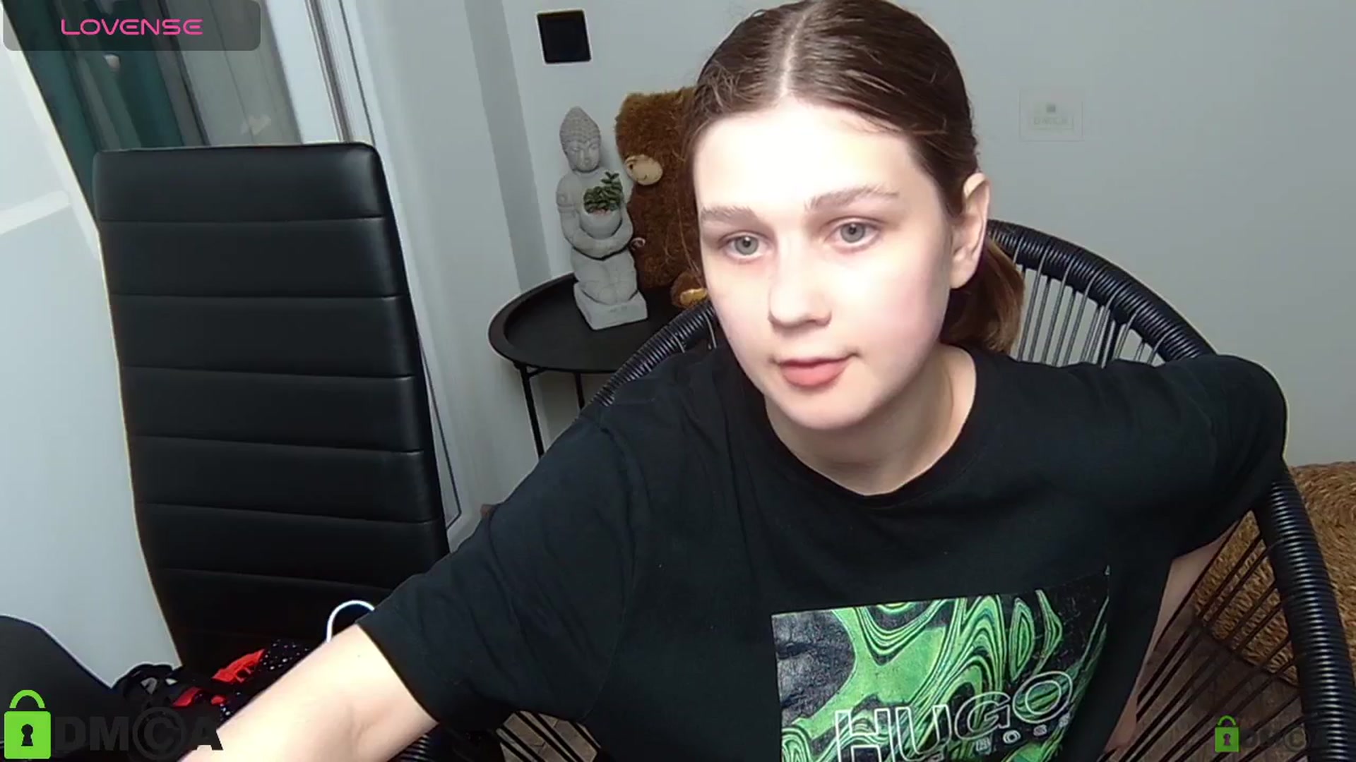 Gallery image thumbnail from MoonPriinces's myfreecams stream on, 06/03/2024, 18:44 image 18 of 20