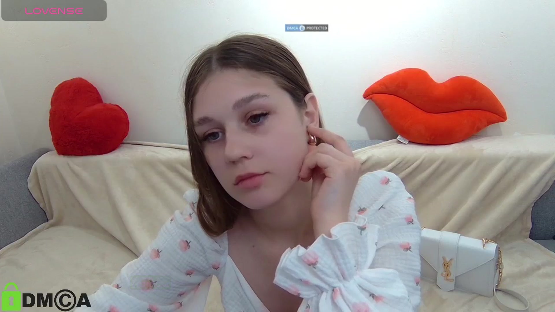 Gallery image thumbnail from MoonPriinces's myfreecams stream on, 06/28/2024, 15:24 image 15 of 20