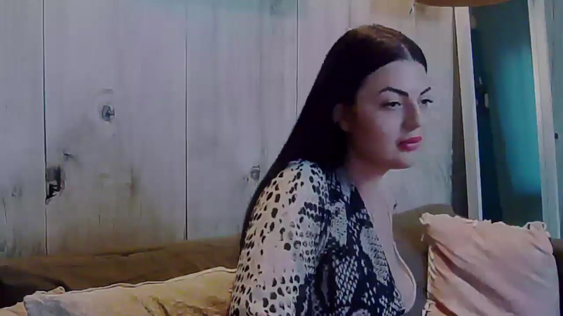 Gallery image thumbnail from MoonShine_'s myfreecams stream on, 03/18/2025, 14:45 image 6 of 20