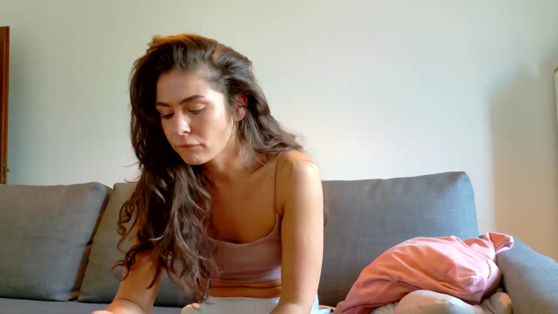 Gallery image thumbnail from MoonV3il88's myfreecams stream on, 08/05/2026, 11:15 image 11 of 20