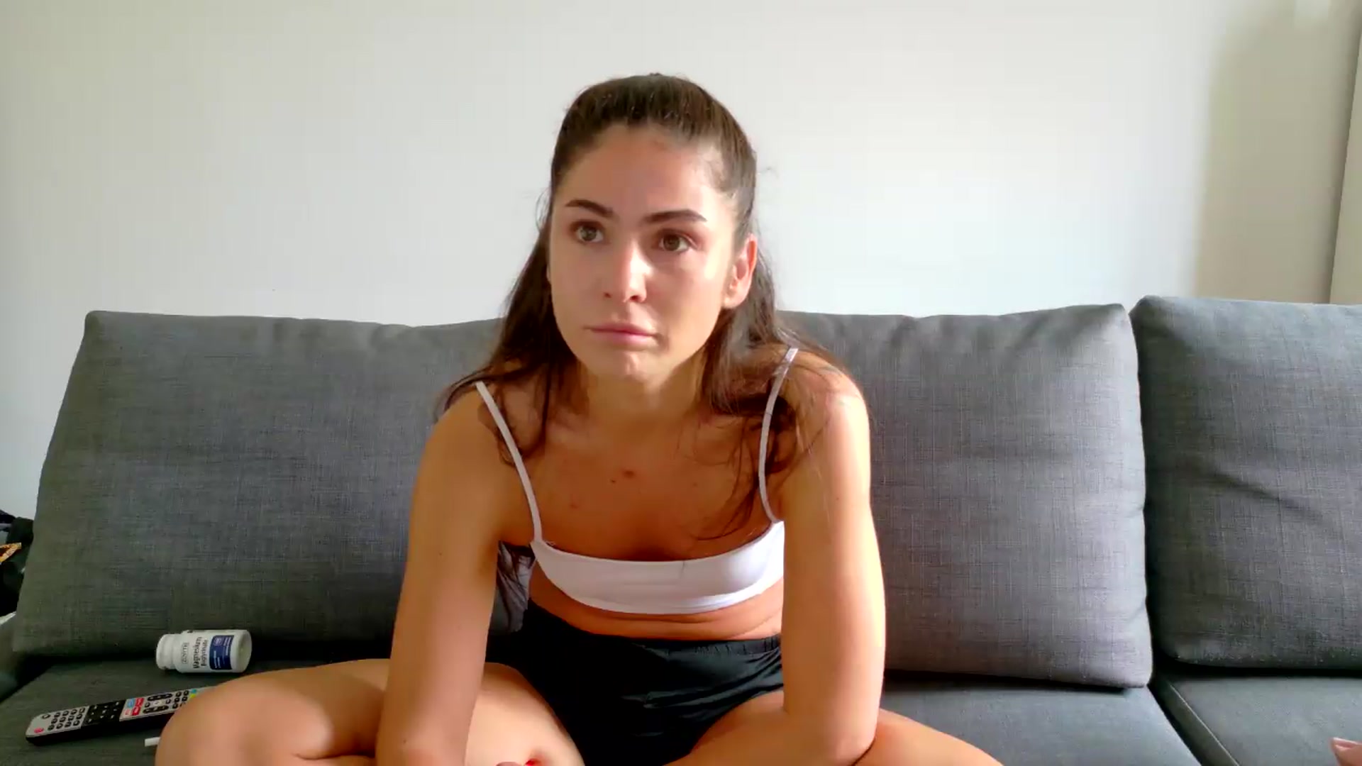 Gallery image thumbnail from MoonV3il88's myfreecams stream on, 08/14/2026, 12:01 image 17 of 20
