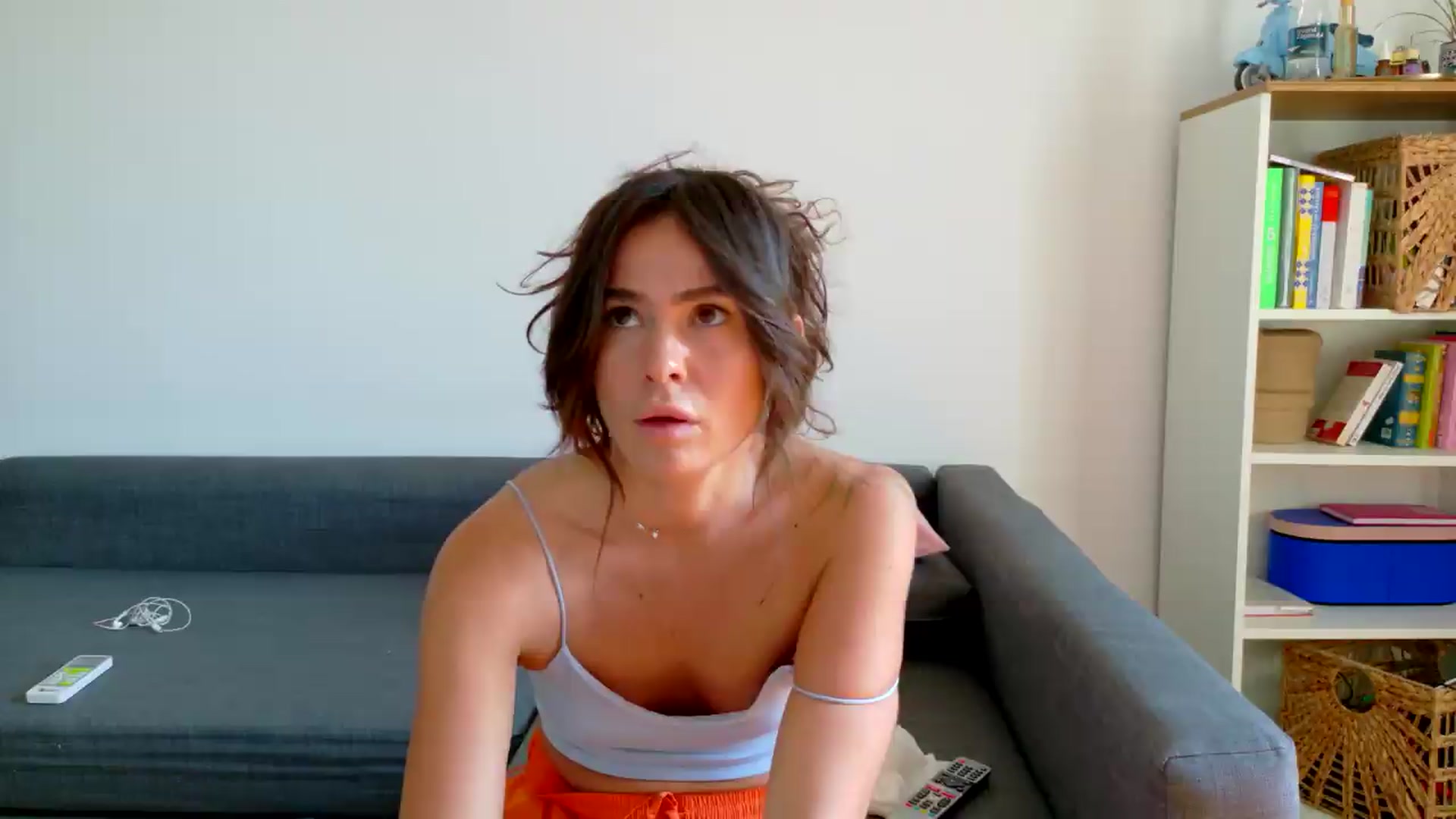 Gallery image thumbnail from MoonV3il88's myfreecams stream on, 08/26/2026, 18:10 image 20 of 20