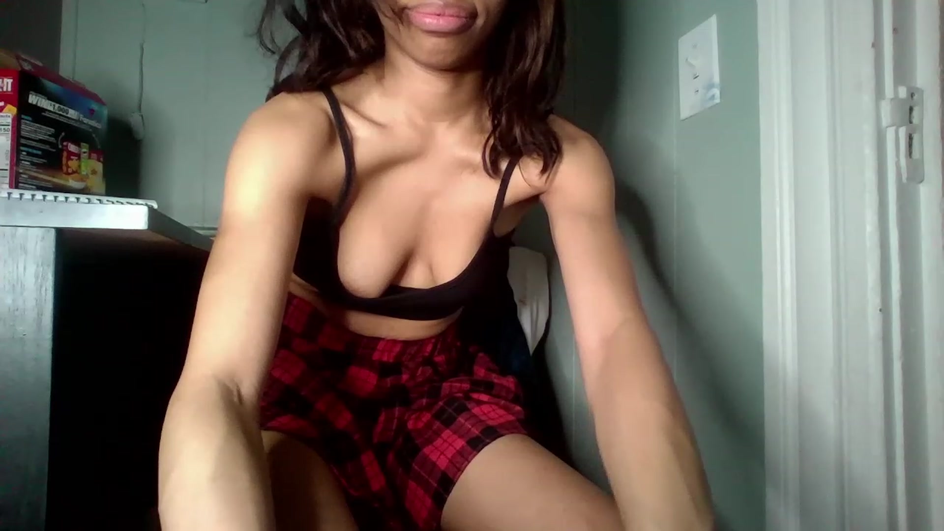 Gallery image thumbnail from Moon_Fae's myfreecams stream on, 04/18/2023, 08:50 image 19 of 20