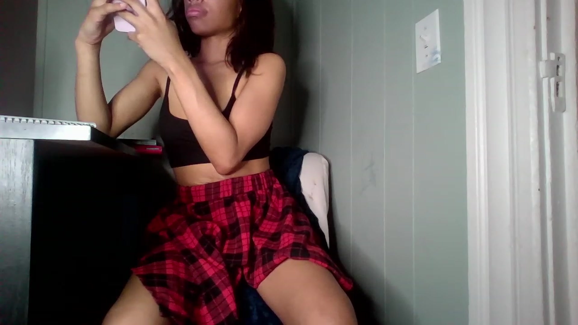 Gallery image thumbnail from Moon_Fae's myfreecams stream on, 04/18/2023, 08:50 image 16 of 20