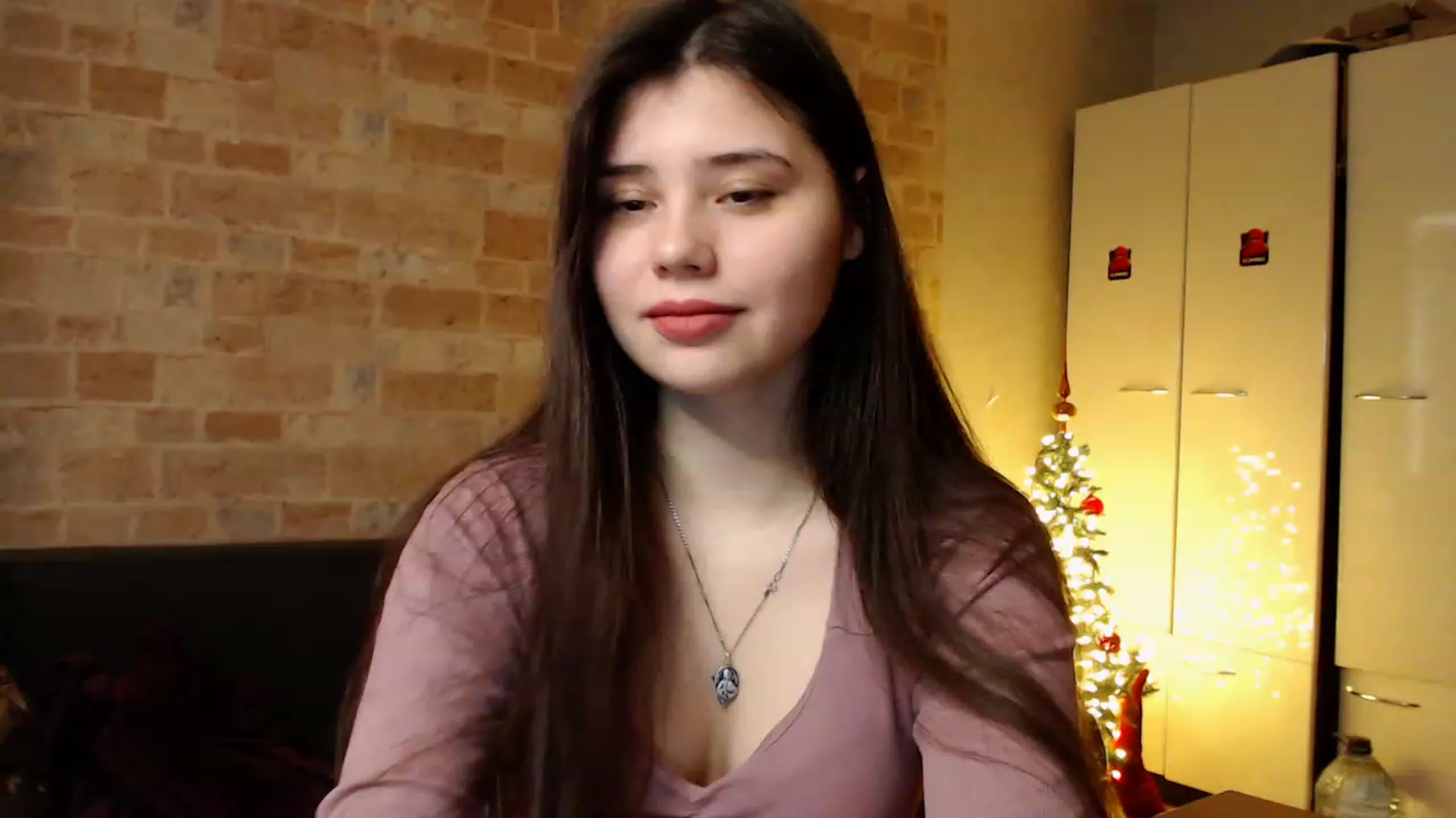Gallery image thumbnail from Moon_light23's myfreecams stream on, 01/04/2023, 19:50 image 1 of 20