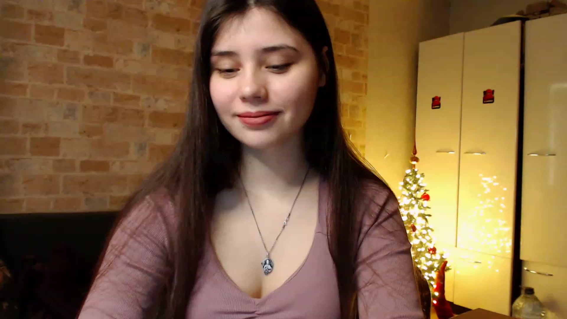 Gallery image thumbnail from Moon_light23's myfreecams stream on, 01/04/2023, 19:50 image 8 of 20