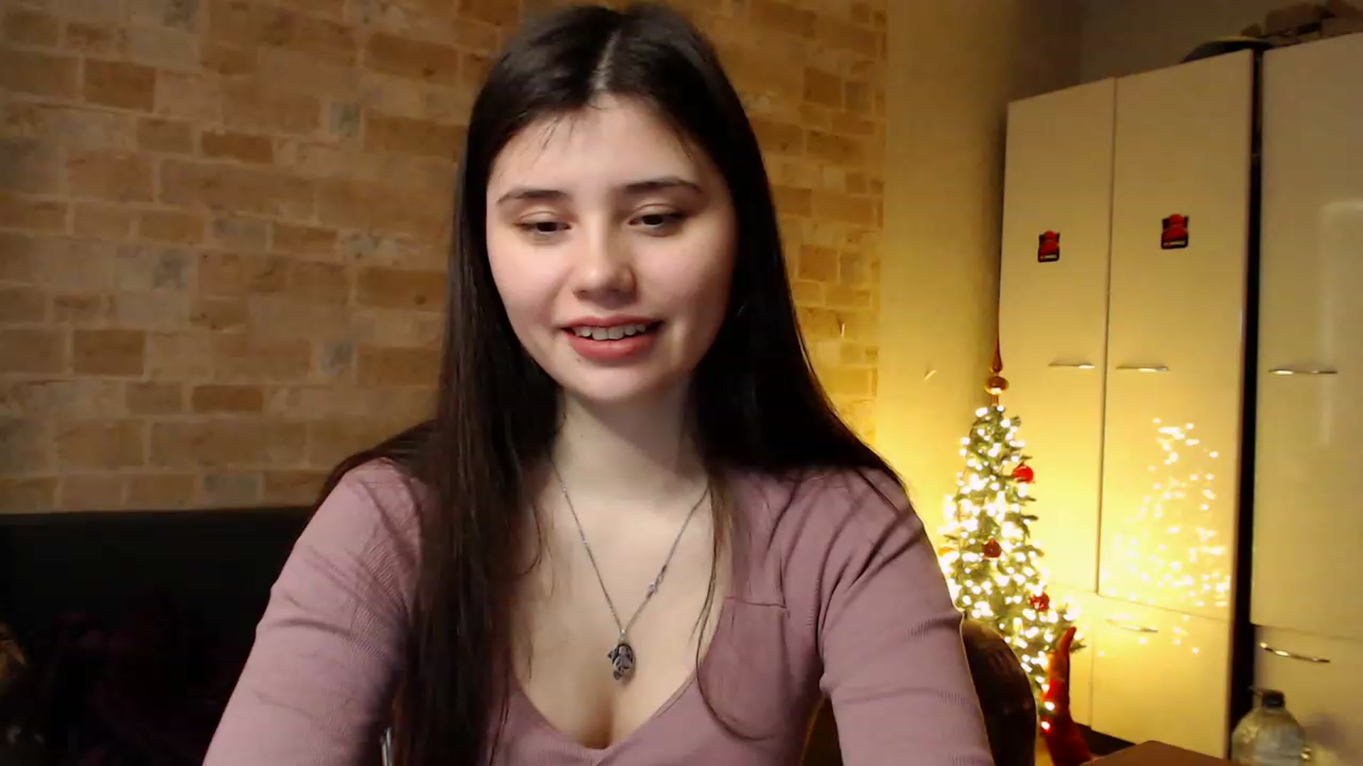 Gallery image thumbnail from Moon_light23's myfreecams stream on, 01/04/2023, 19:50 image 20 of 20