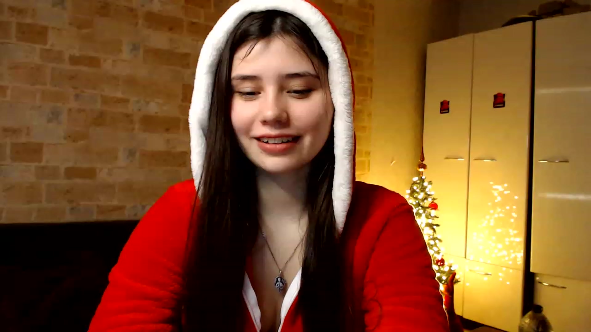 Gallery image thumbnail from Moon_light23's myfreecams stream on, 01/06/2023, 19:34 image 20 of 20