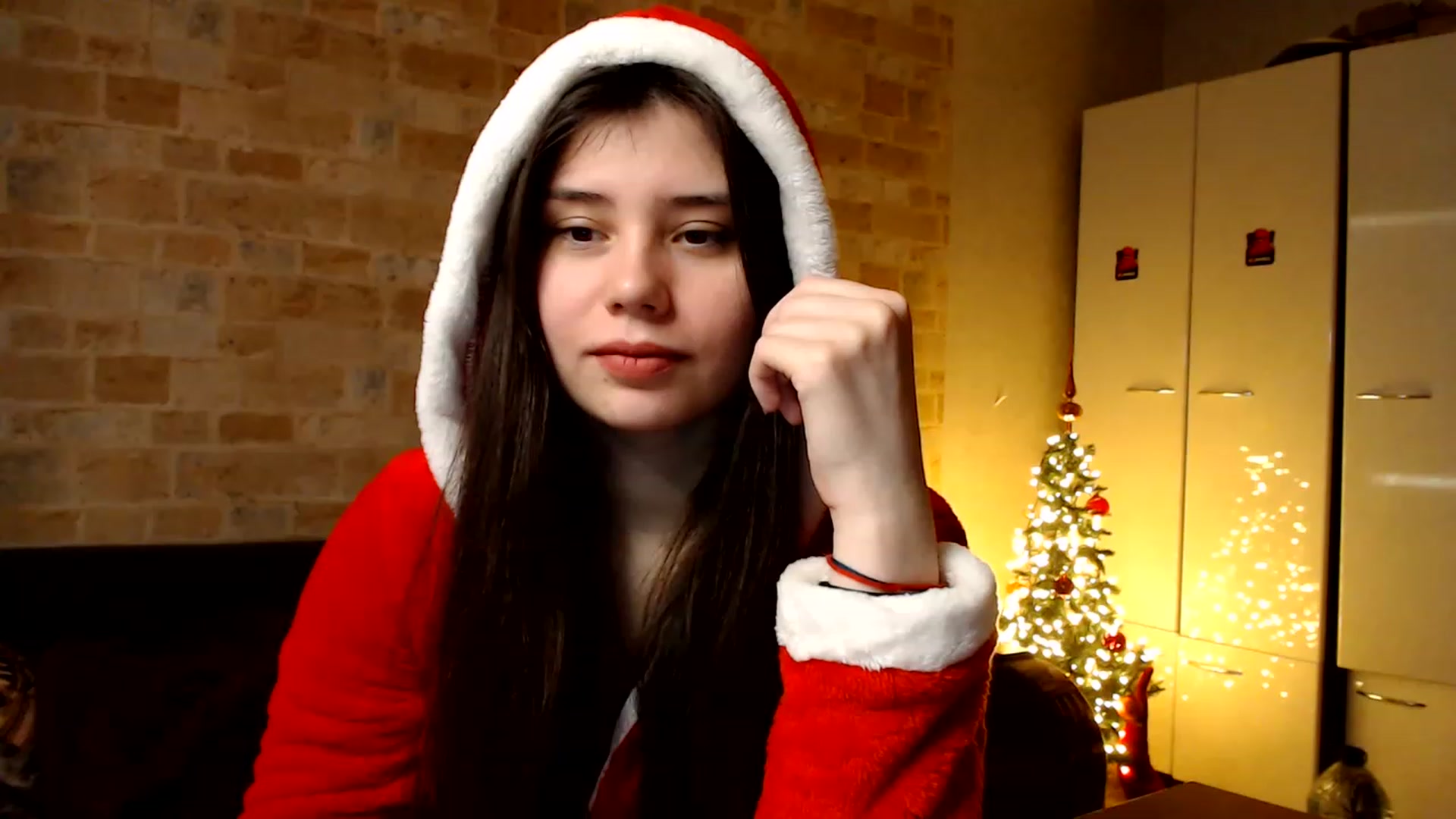 Gallery image thumbnail from Moon_light23's myfreecams stream on, 01/06/2023, 19:34 image 4 of 20
