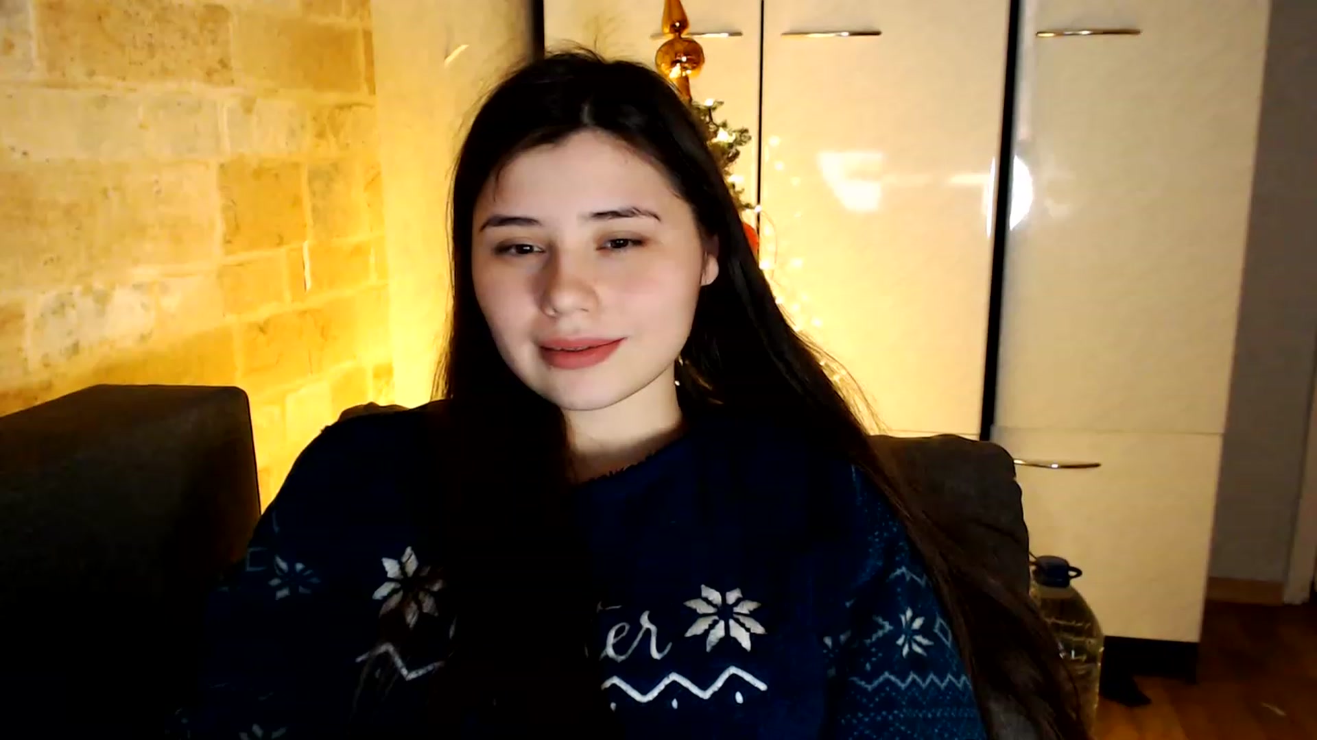 Gallery image thumbnail from Moon_light23's myfreecams stream on, 01/16/2023, 20:03 image 10 of 20