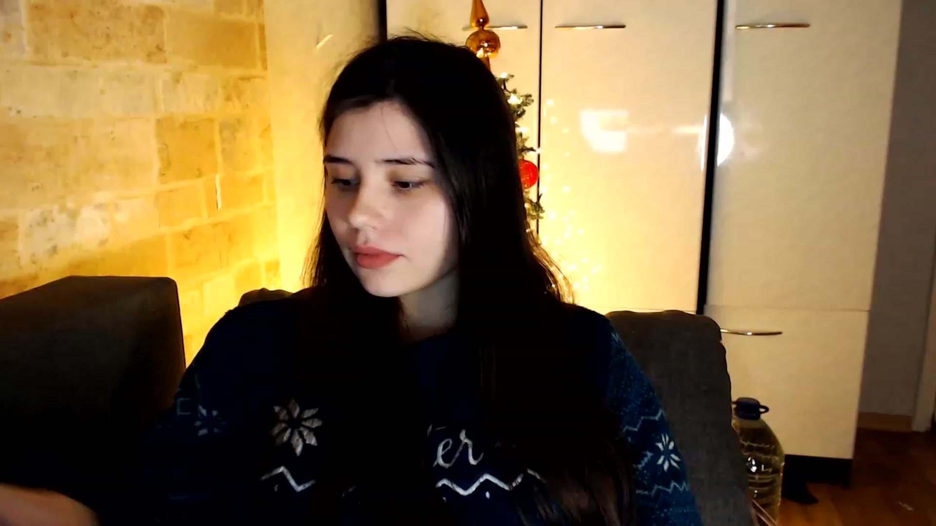 Gallery image thumbnail from Moon_light23's myfreecams stream on, 01/16/2023, 20:03 image 9 of 20