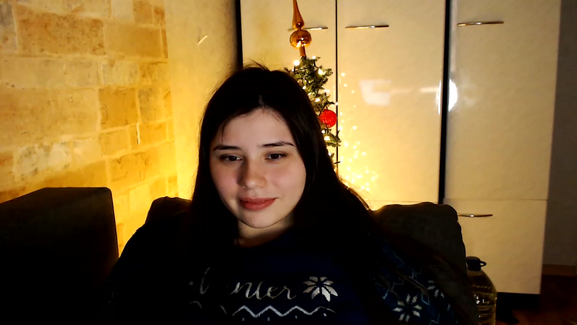 Gallery image thumbnail from Moon_light23's myfreecams stream on, 01/16/2023, 21:41 image 10 of 20