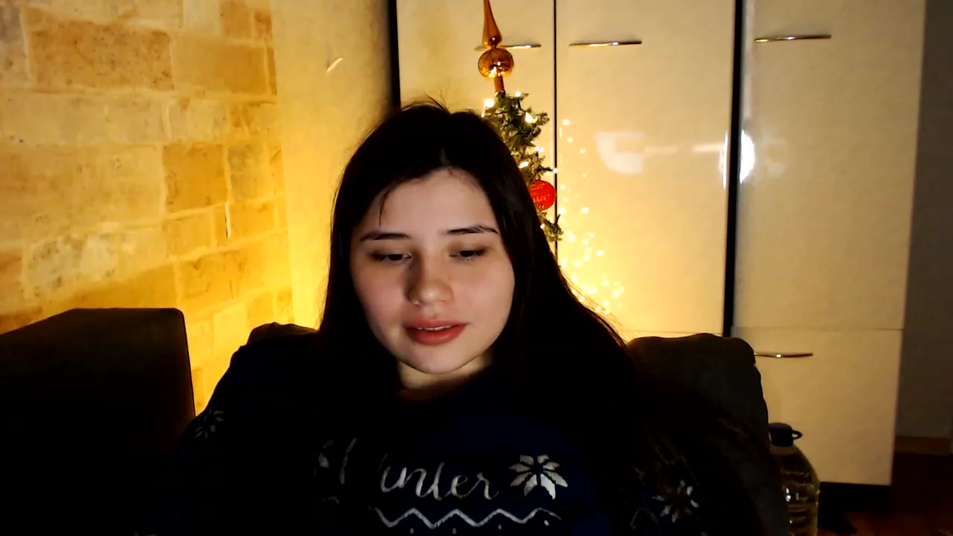 Gallery image thumbnail from Moon_light23's myfreecams stream on, 01/16/2023, 21:41 image 9 of 20
