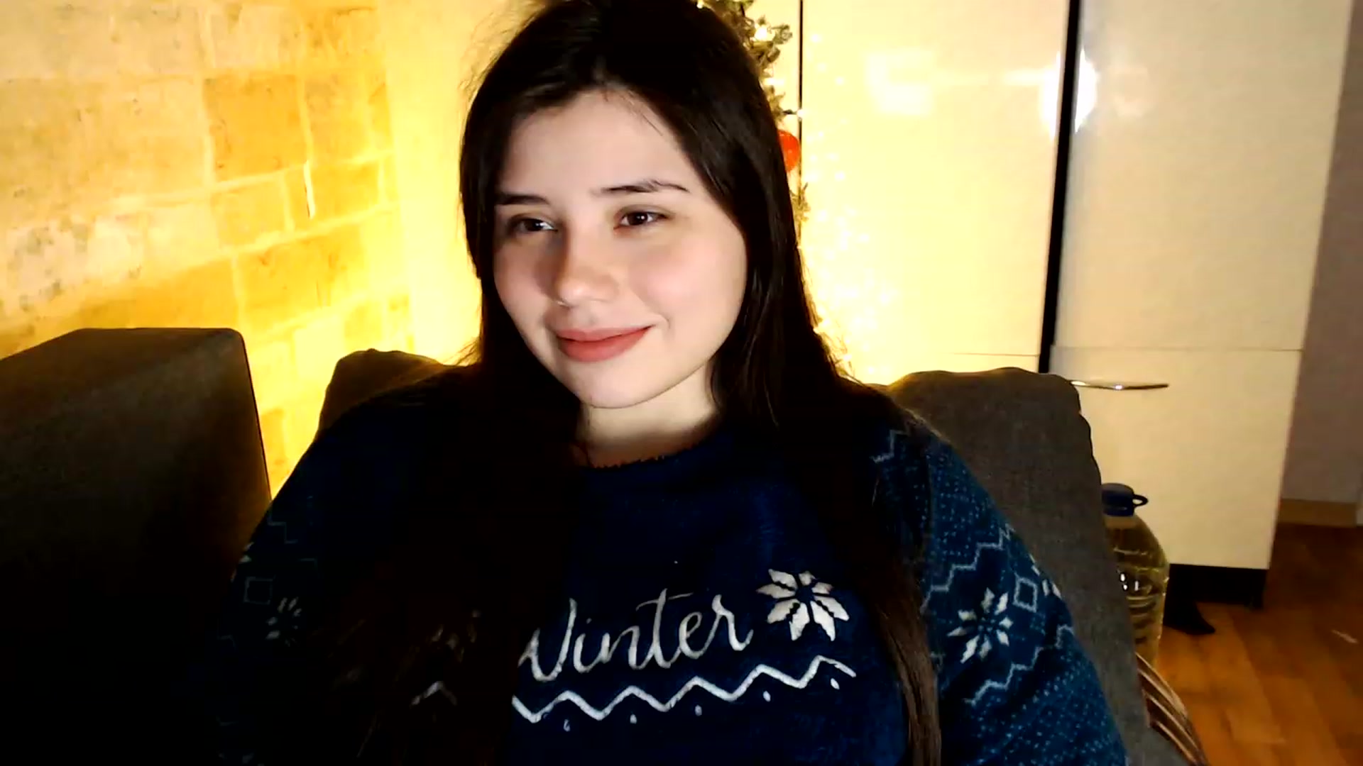 Gallery image thumbnail from Moon_light23's myfreecams stream on, 01/16/2023, 21:41 image 18 of 20