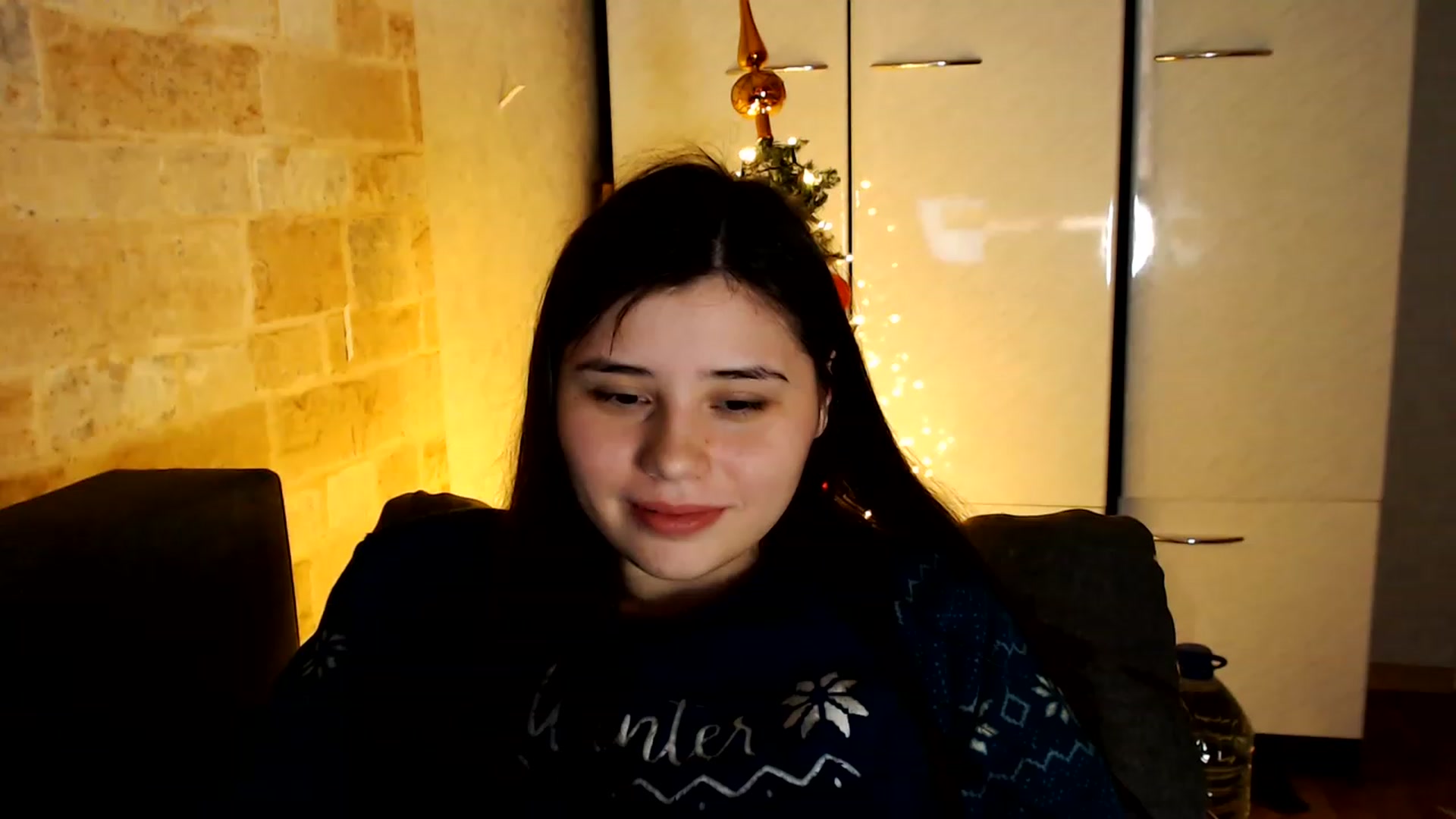 Gallery image thumbnail from Moon_light23's myfreecams stream on, 01/16/2023, 21:41 image 12 of 20