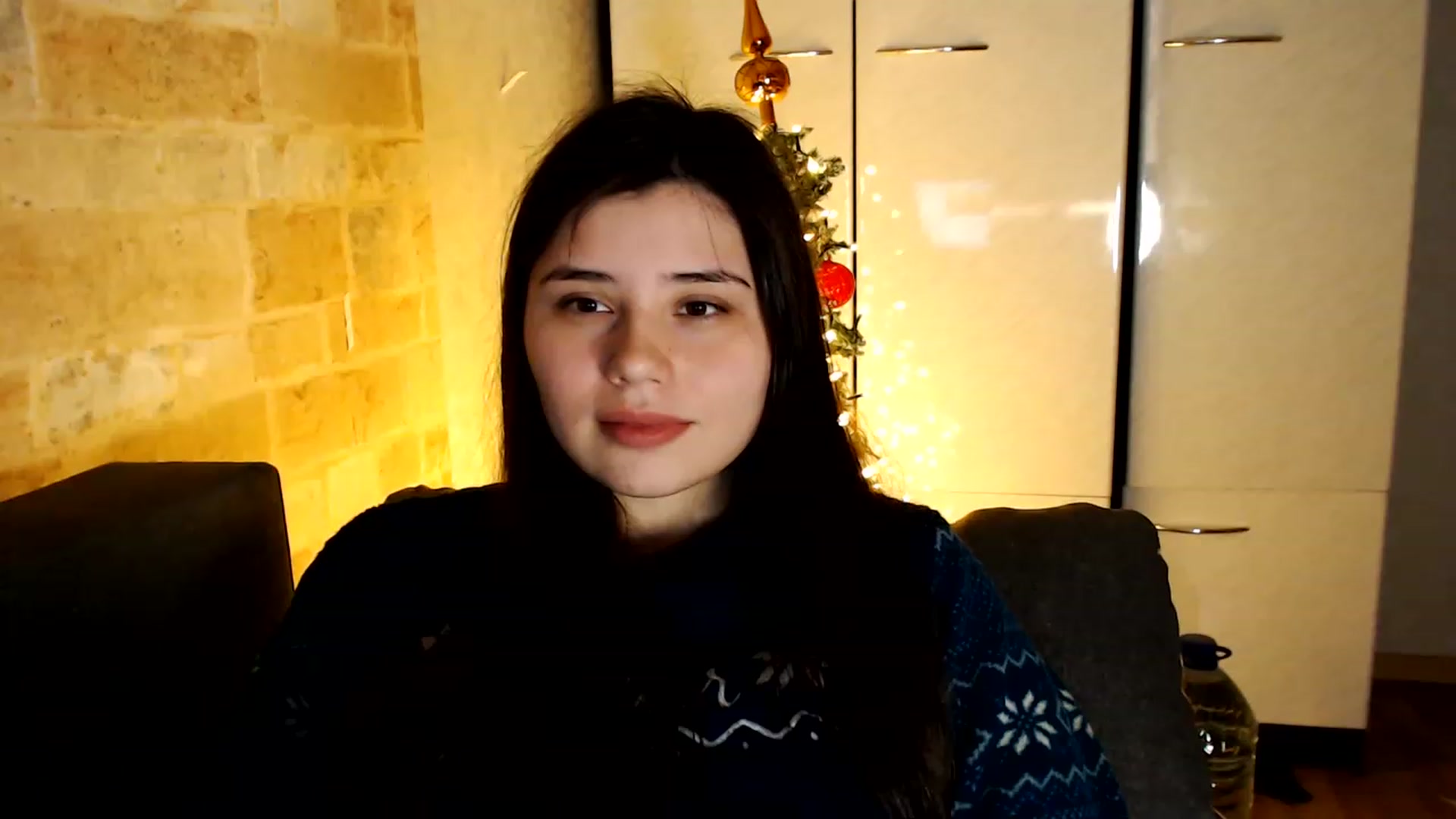 Gallery image thumbnail from Moon_light23's myfreecams stream on, 01/16/2023, 21:41 image 5 of 20