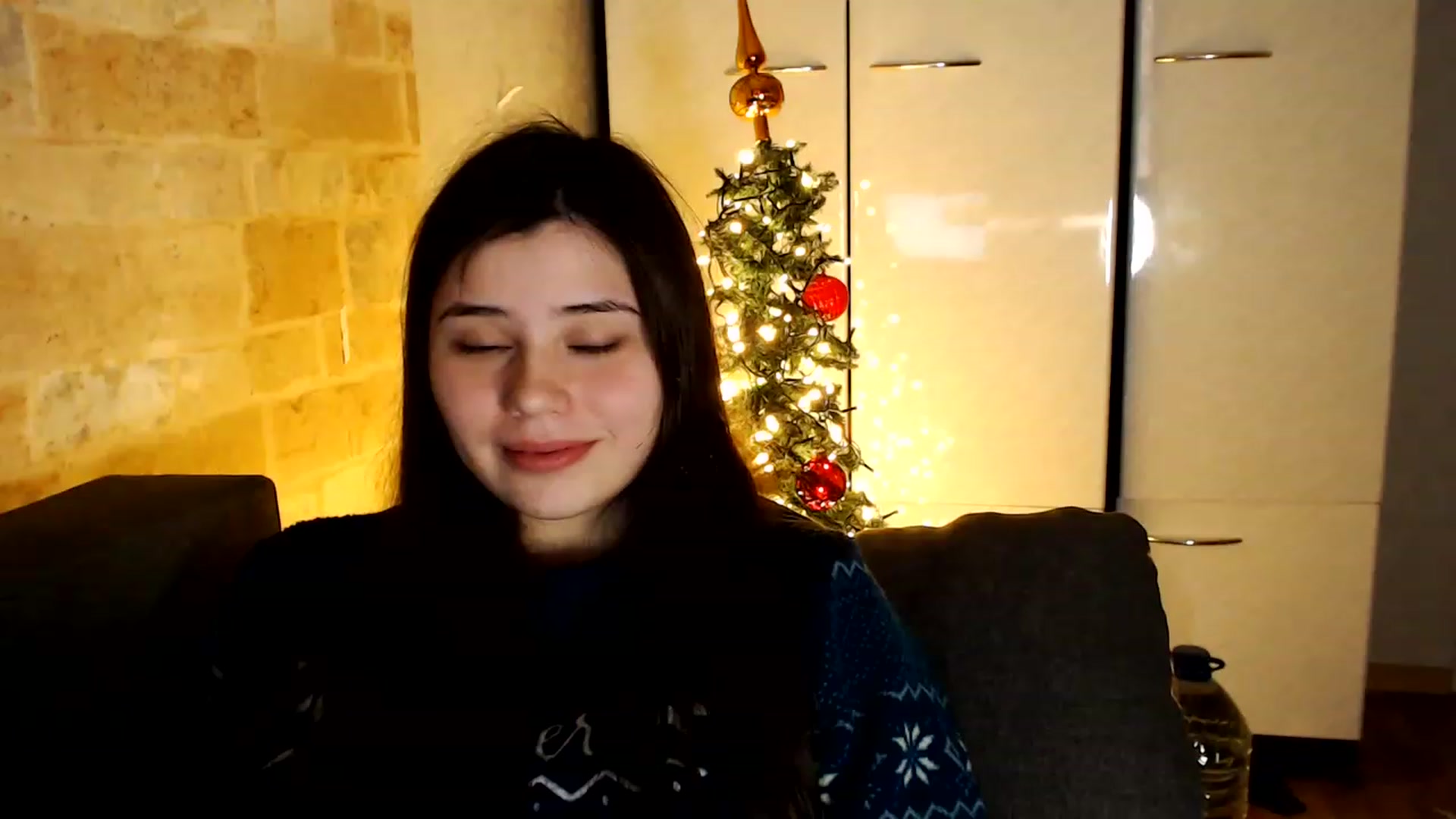 Gallery image thumbnail from Moon_light23's myfreecams stream on, 01/16/2023, 21:41 image 2 of 20