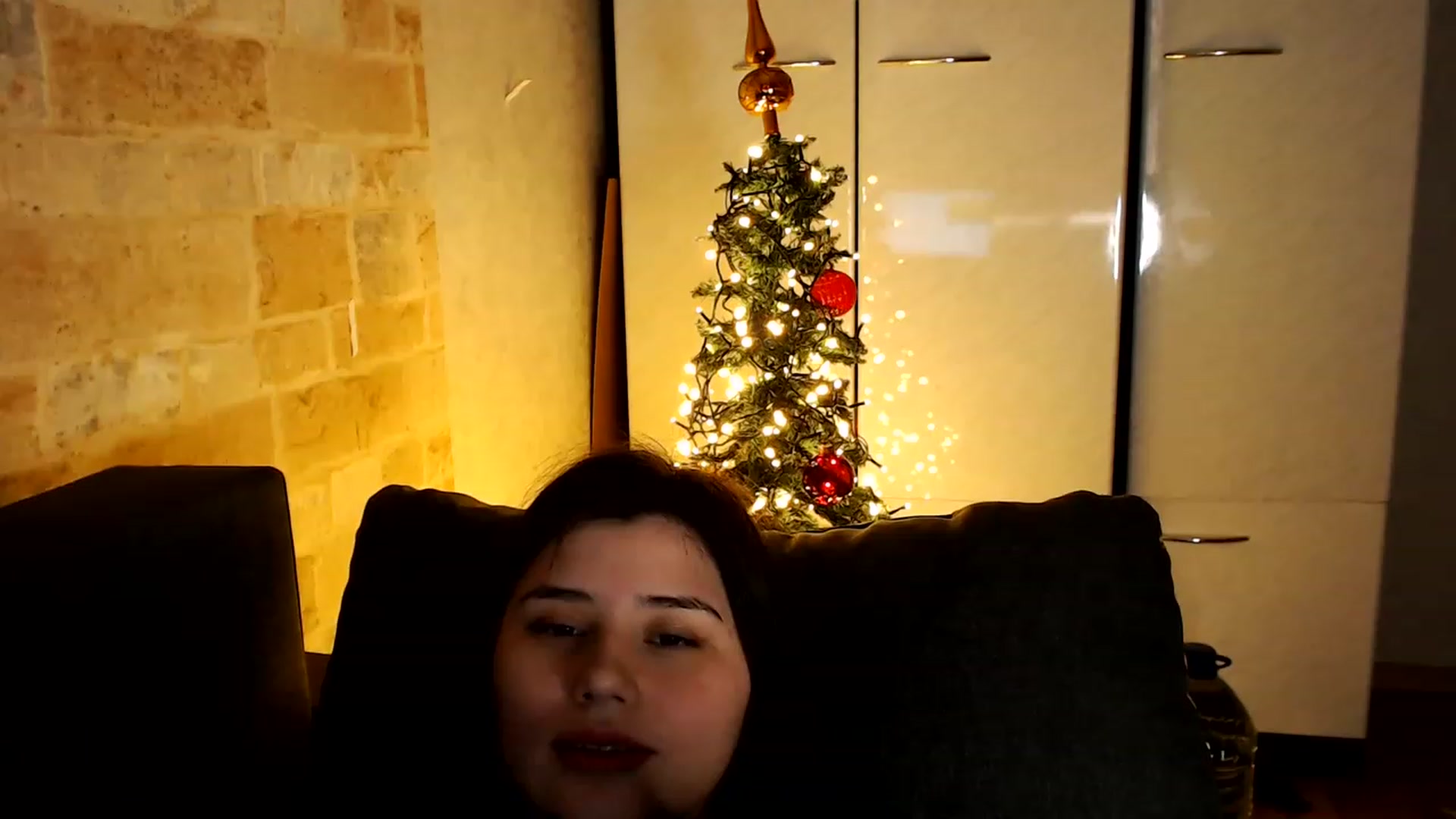 Gallery image thumbnail from Moon_light23's myfreecams stream on, 01/16/2023, 21:41 image 3 of 20