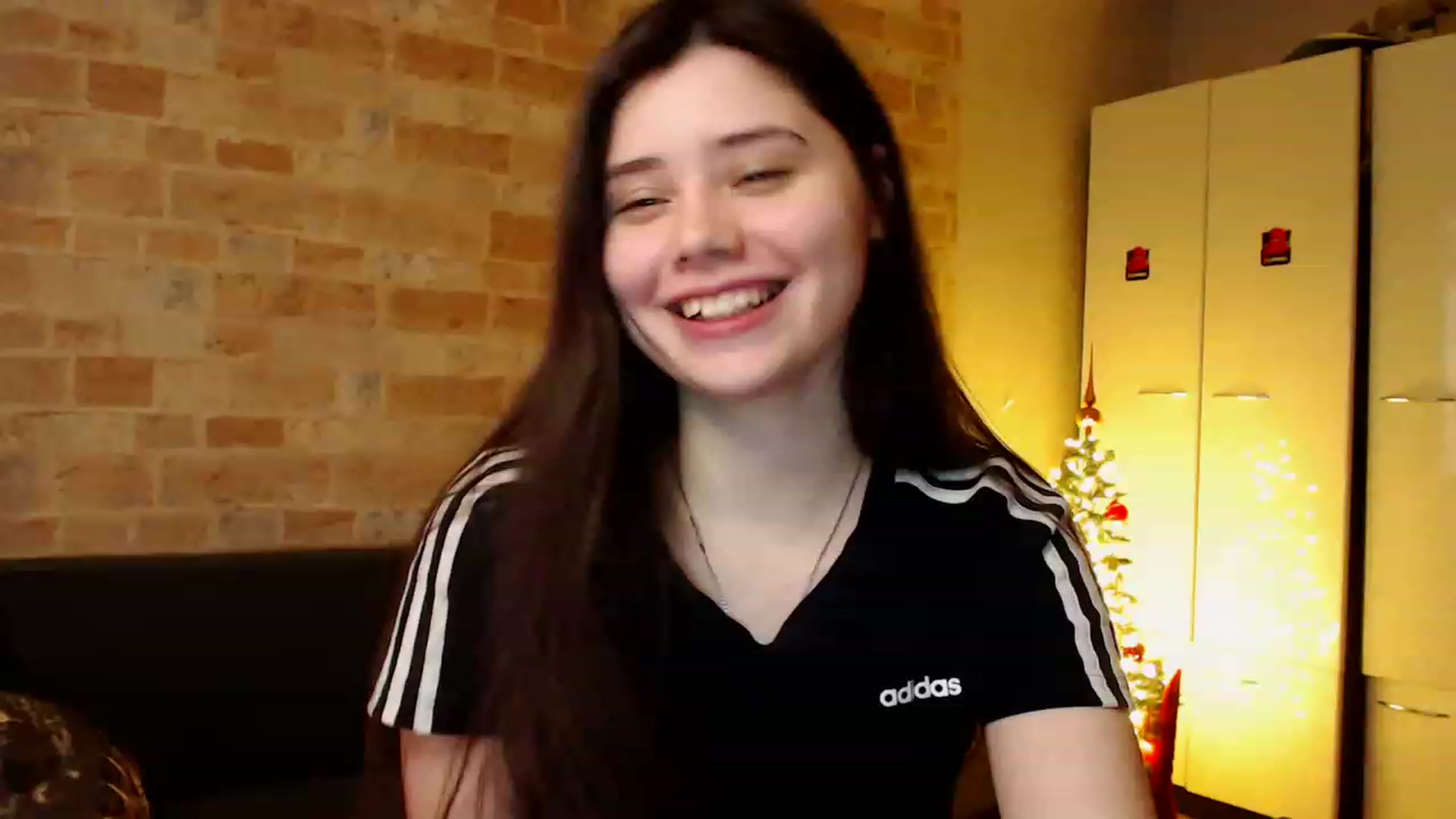 Gallery image thumbnail from Moon_light23's myfreecams stream on, 01/22/2023, 20:18 image 1 of 20