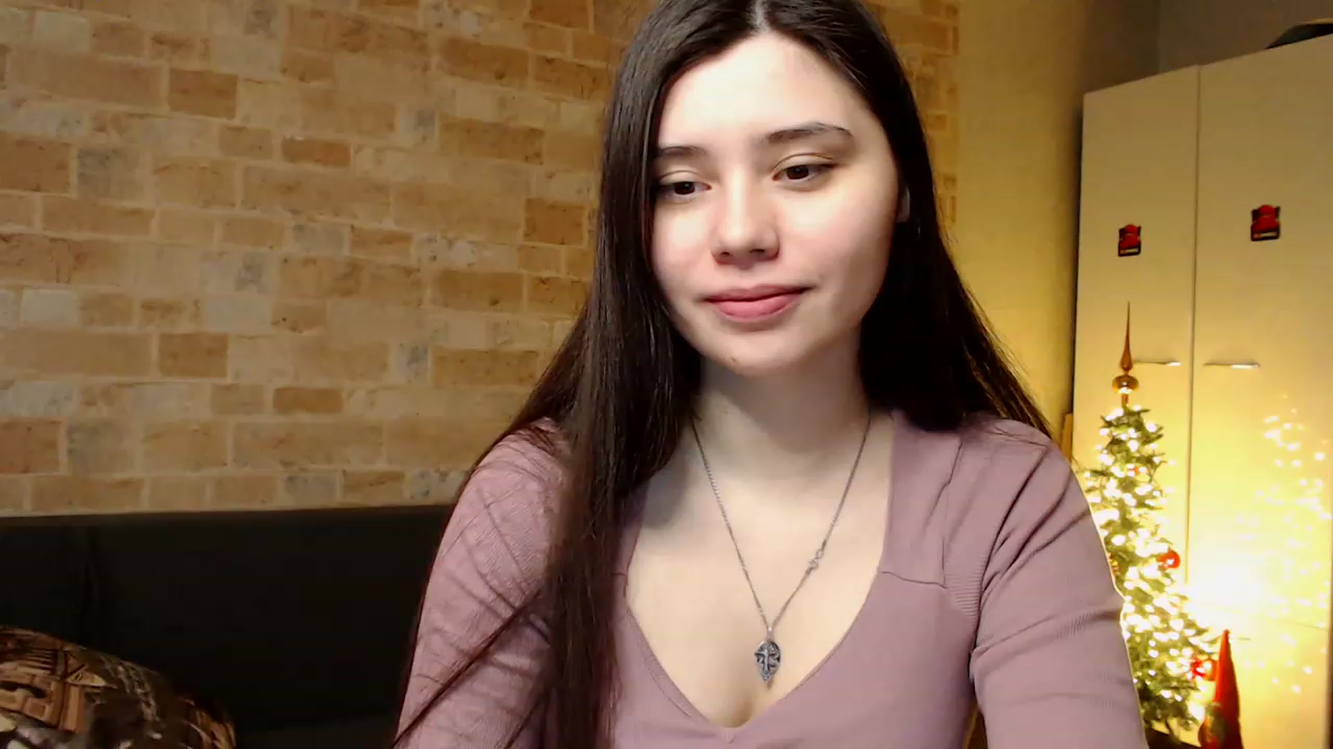 Gallery image thumbnail from Moon_light23's myfreecams stream on, 01/26/2023, 19:51 image 2 of 20