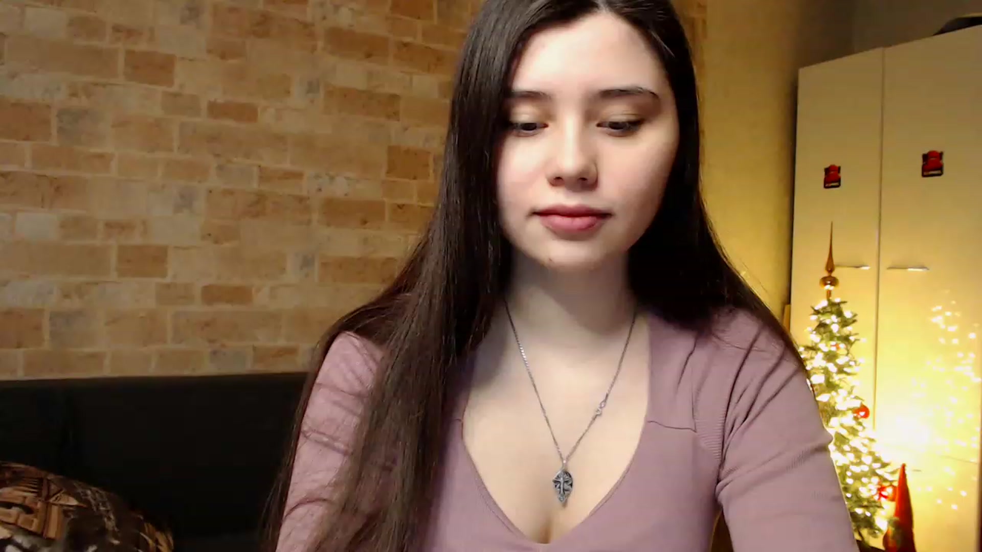Gallery image thumbnail from Moon_light23's myfreecams stream on, 01/26/2023, 19:51 image 7 of 20