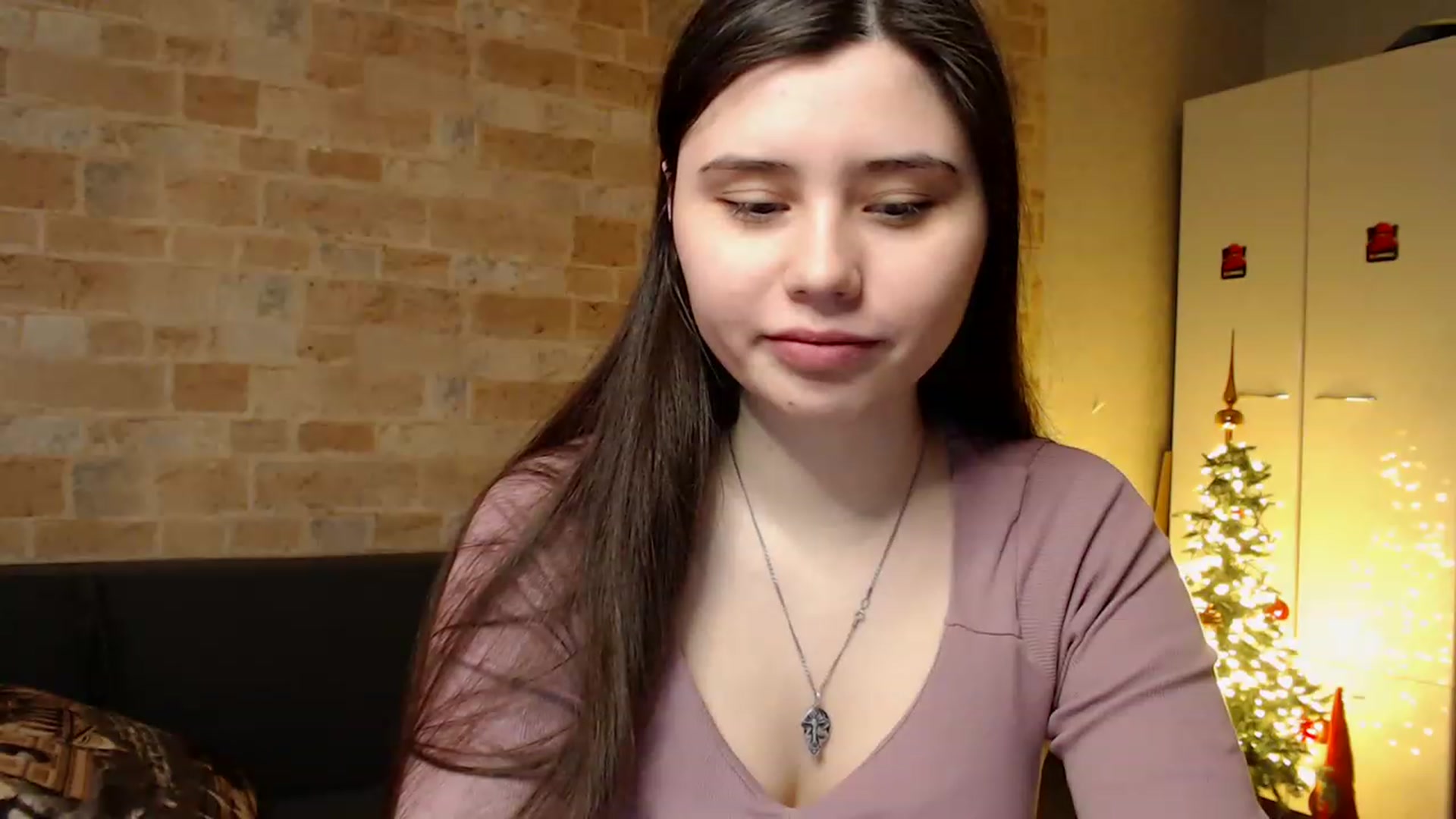 Gallery image thumbnail from Moon_light23's myfreecams stream on, 01/26/2023, 19:51 image 15 of 20