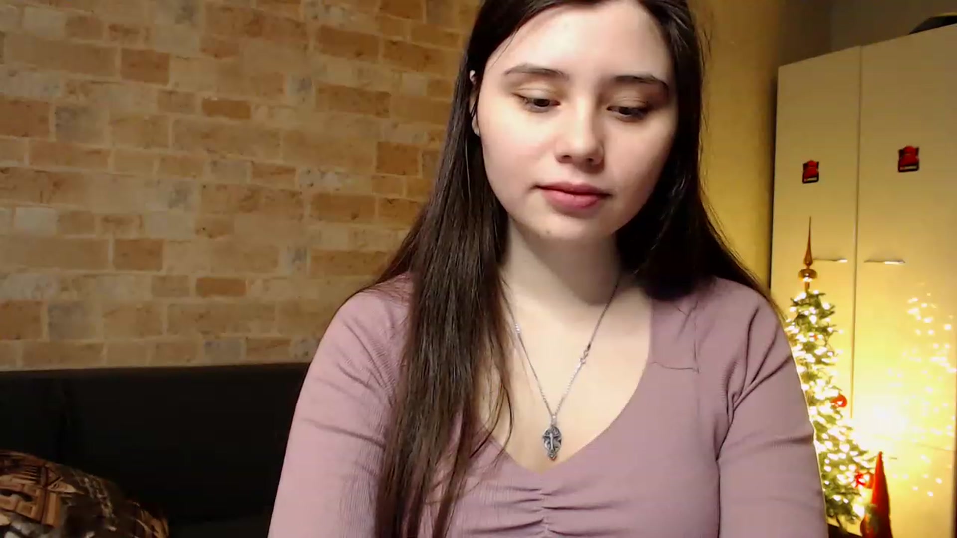 Gallery image thumbnail from Moon_light23's myfreecams stream on, 01/26/2023, 19:51 image 18 of 20