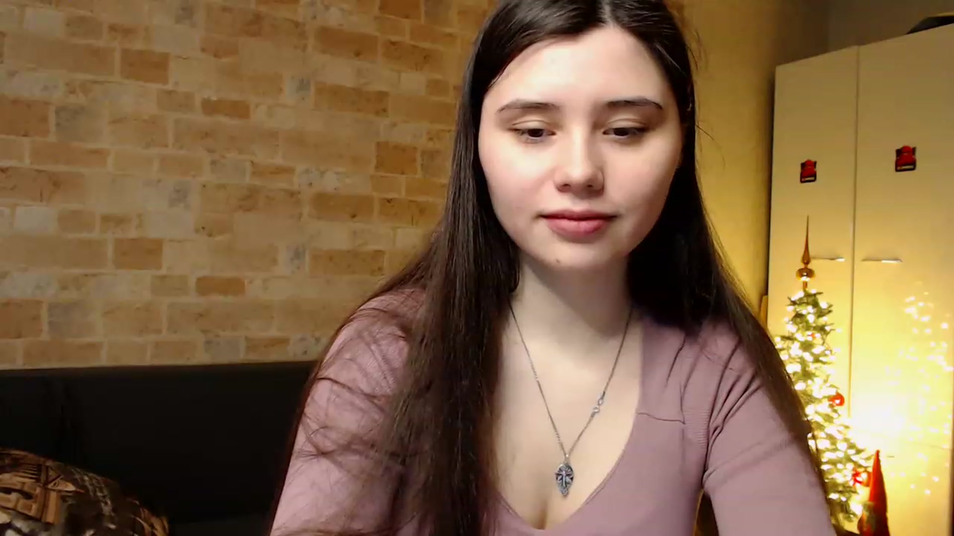 Gallery image thumbnail from Moon_light23's myfreecams stream on, 01/26/2023, 19:51 image 13 of 20