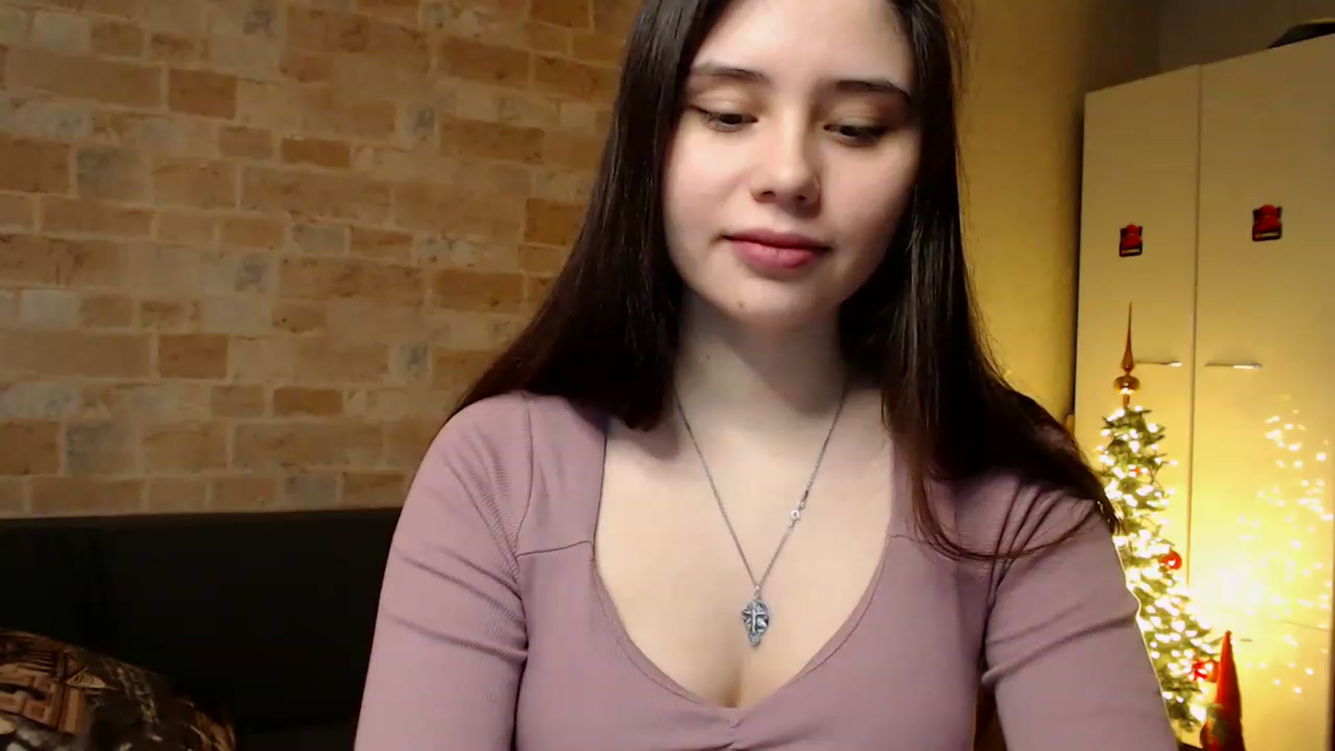Gallery image thumbnail from Moon_light23's myfreecams stream on, 01/26/2023, 20:34 image 5 of 20