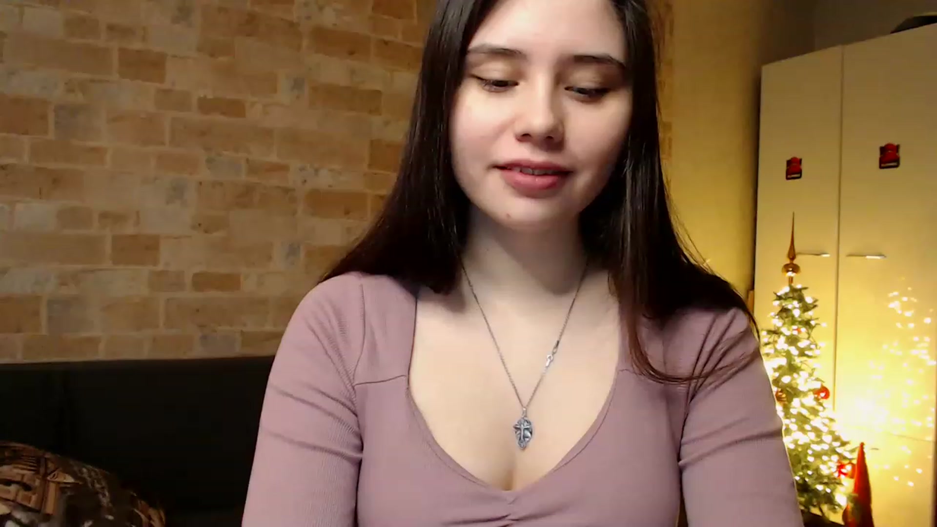 Gallery image thumbnail from Moon_light23's myfreecams stream on, 01/26/2023, 20:34 image 2 of 20