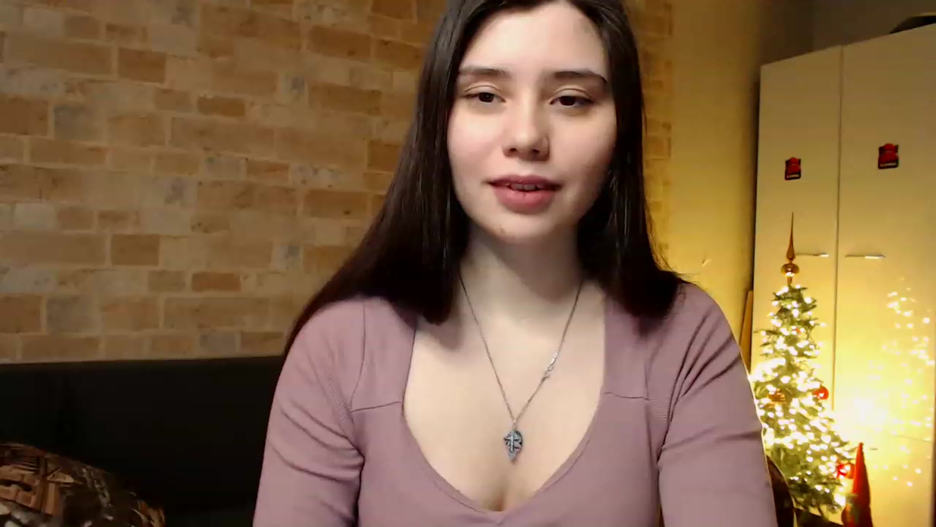 Gallery image thumbnail from Moon_light23's myfreecams stream on, 01/26/2023, 20:34 image 8 of 20