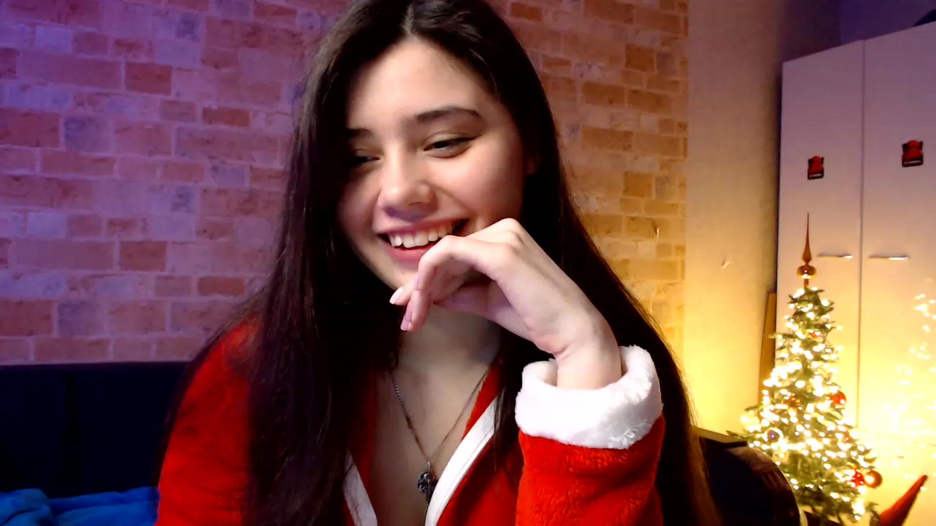 Gallery image thumbnail from Moon_light23's myfreecams stream on, 01/30/2023, 20:29 image 8 of 20