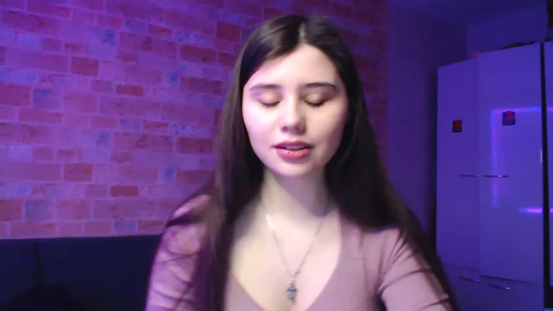 Gallery image thumbnail from Moon_light23's myfreecams stream on, 02/03/2023, 20:49 image 15 of 20