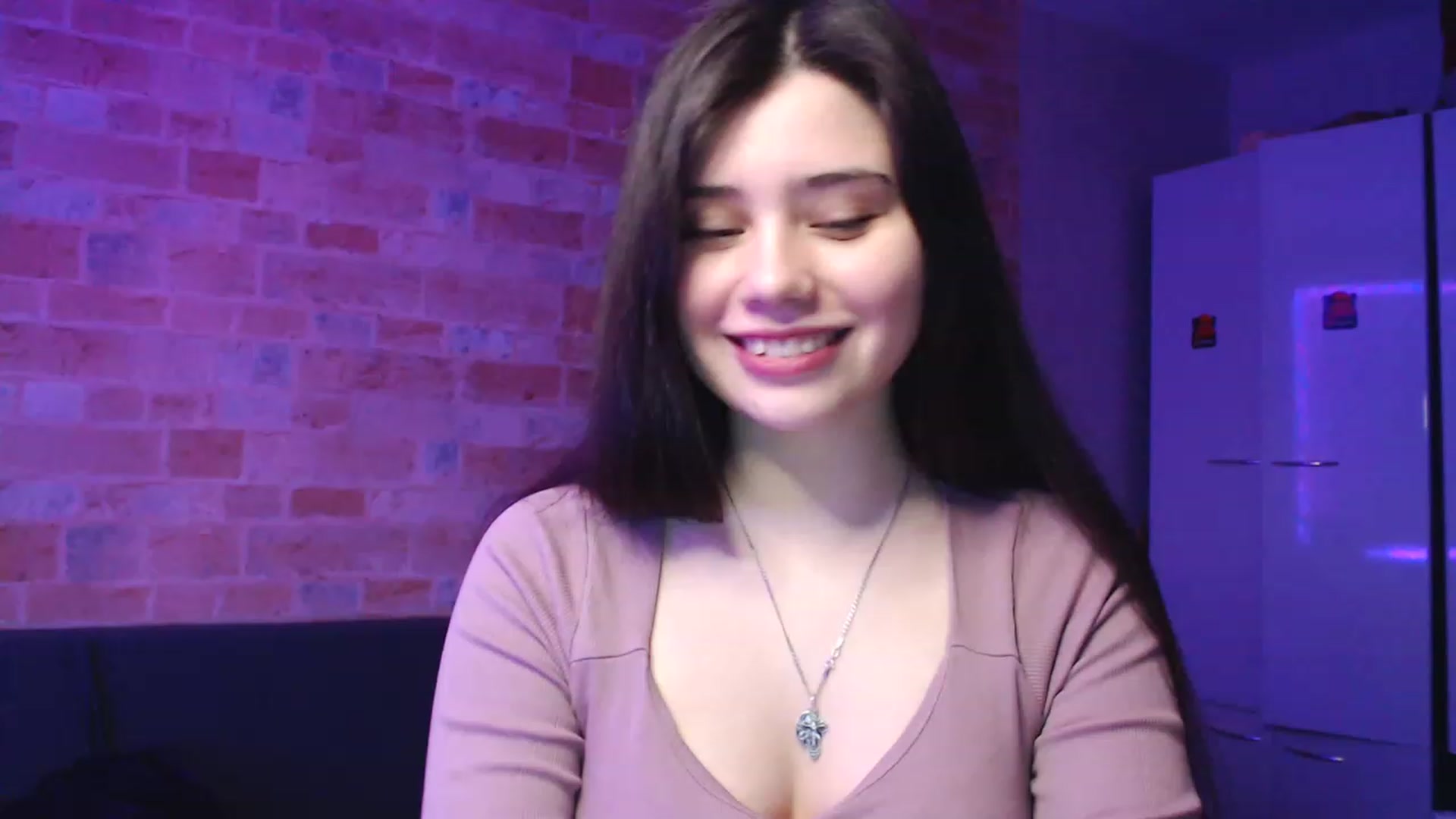 Gallery image thumbnail from Moon_light23's myfreecams stream on, 02/03/2023, 20:49 image 8 of 20