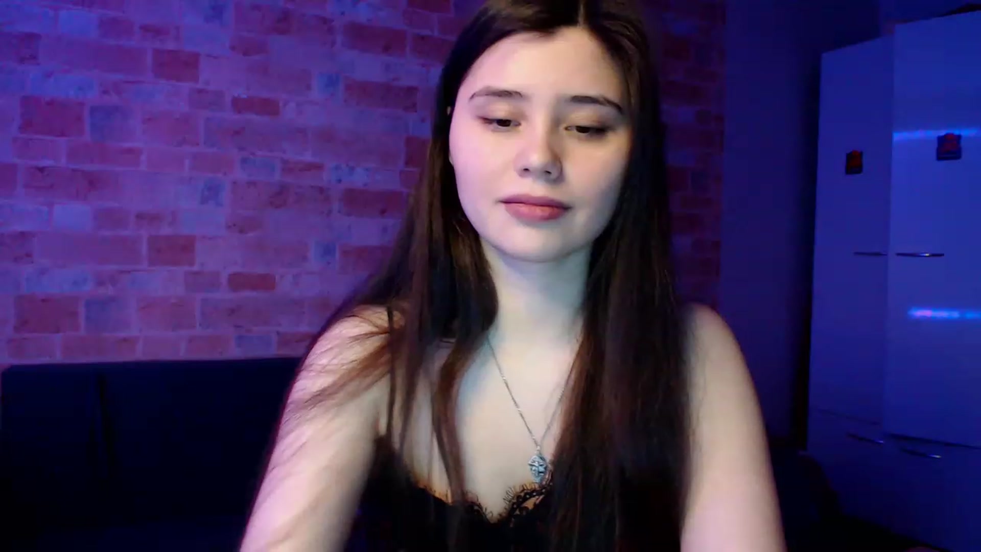 Gallery image thumbnail from Moon_light23's myfreecams stream on, 02/17/2023, 18:56 image 19 of 20