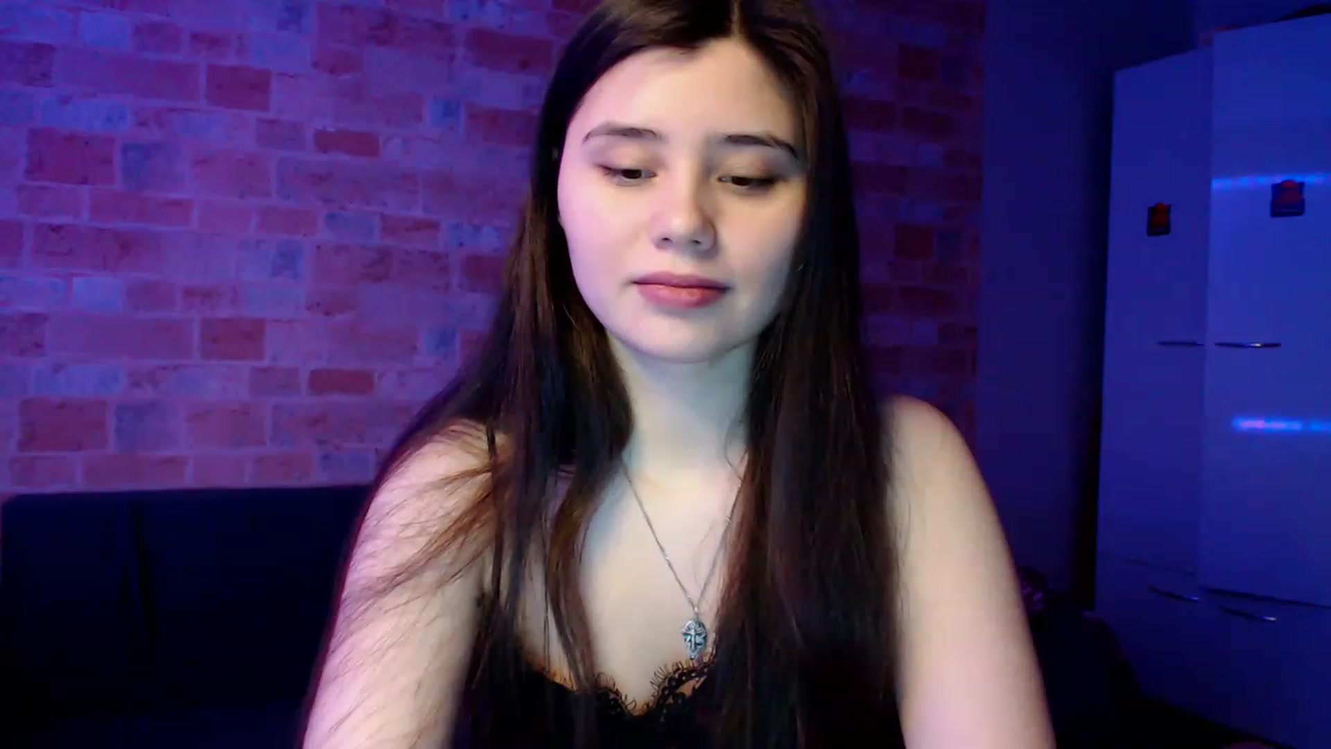 Gallery image thumbnail from Moon_light23's myfreecams stream on, 02/17/2023, 18:56 image 20 of 20