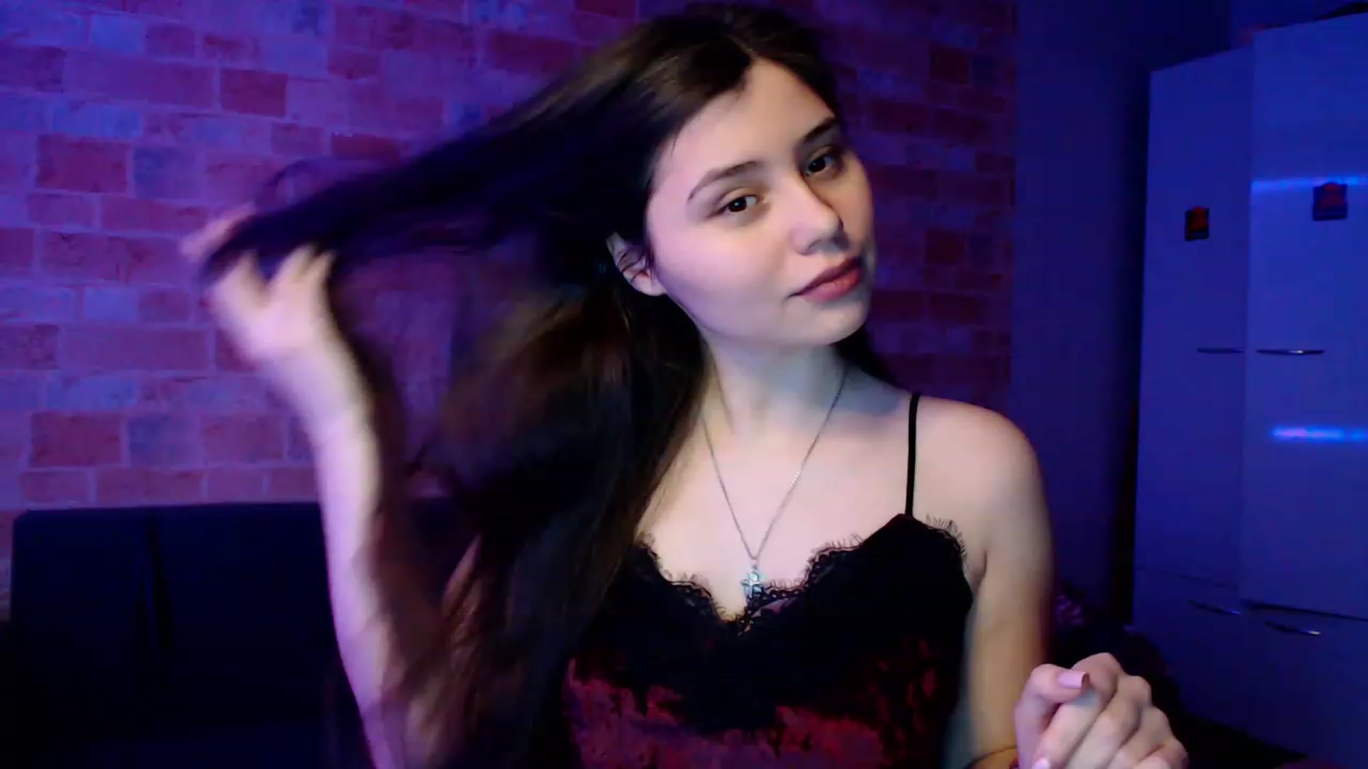 Gallery image thumbnail from Moon_light23's myfreecams stream on, 02/17/2023, 20:09 image 9 of 20