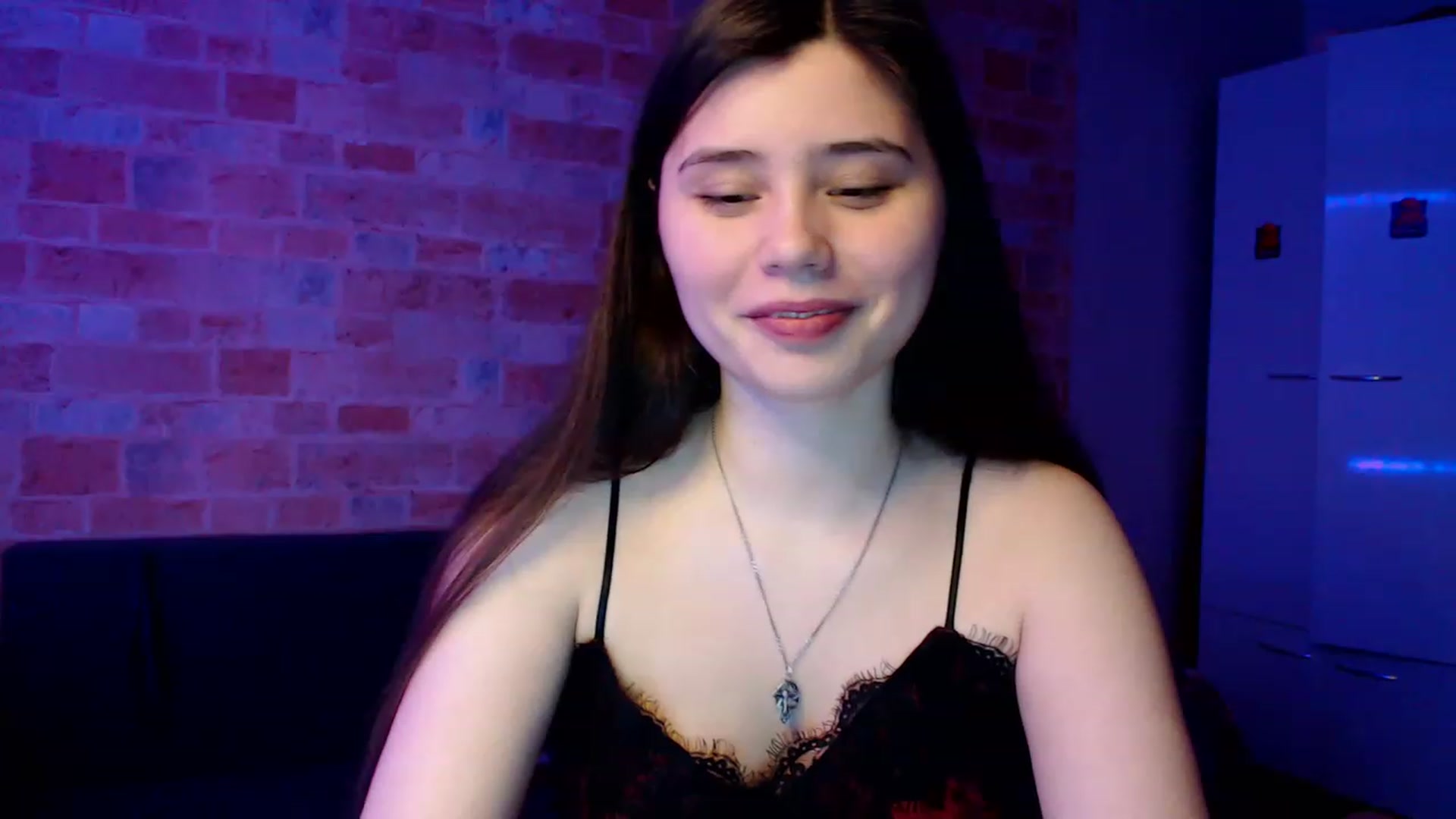 Gallery image thumbnail from Moon_light23's myfreecams stream on, 02/17/2023, 20:09 image 7 of 20