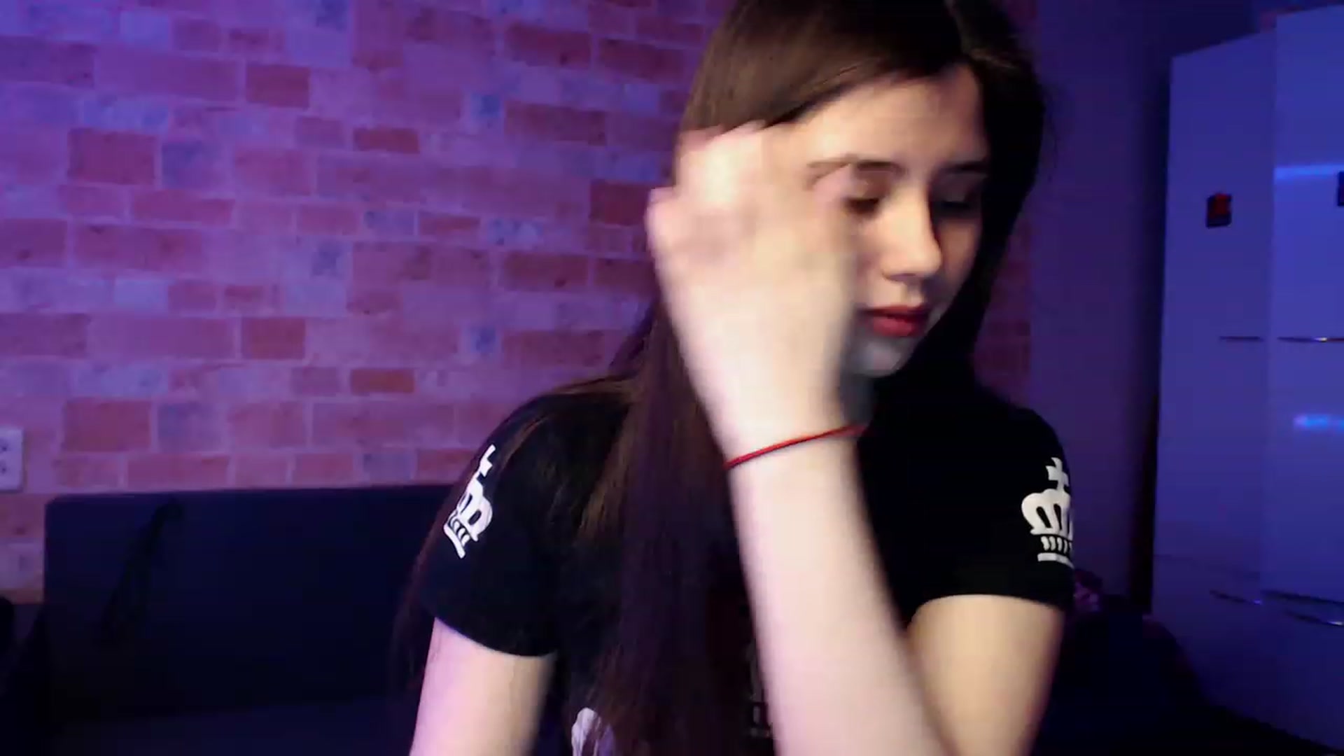 Gallery image thumbnail from Moon_light23's myfreecams stream on, 02/18/2023, 20:44 image 16 of 20