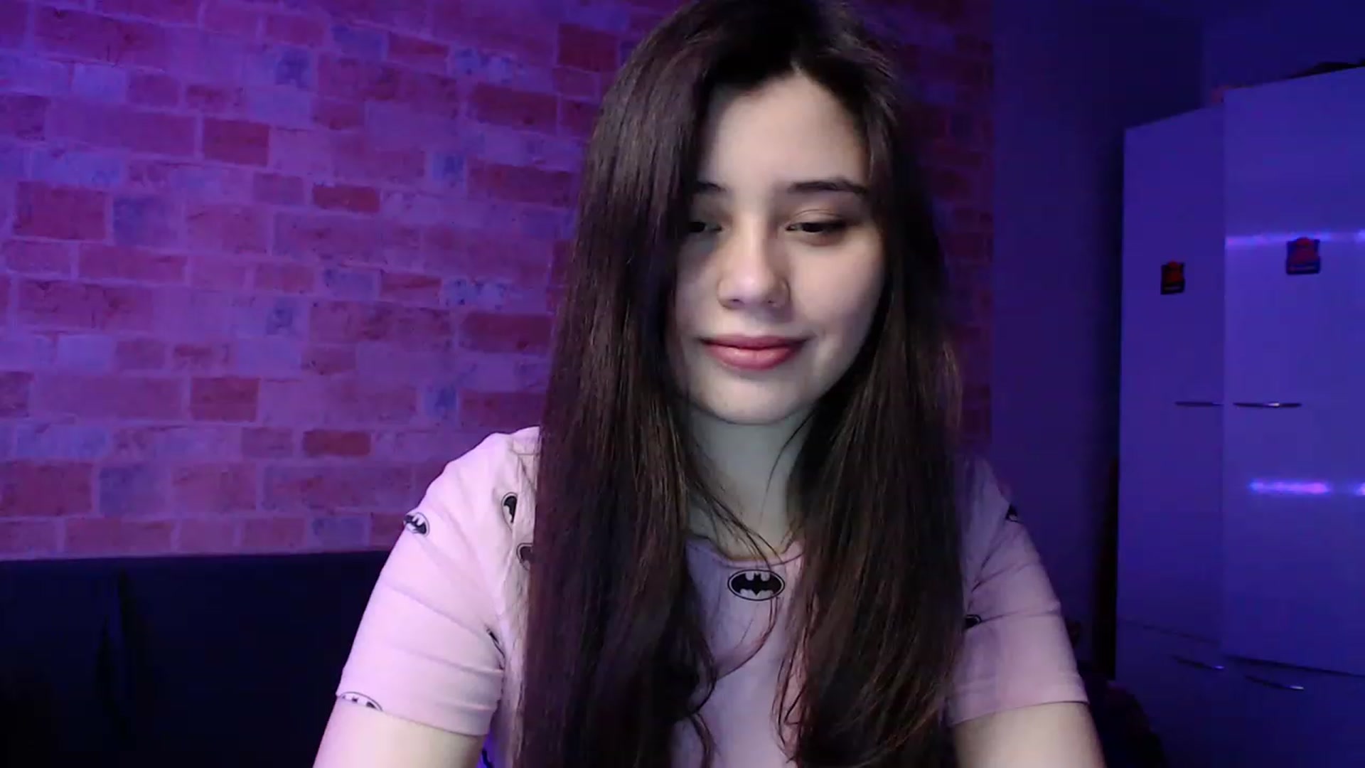 Gallery image thumbnail from Moon_light23's myfreecams stream on, 02/19/2023, 20:12 image 18 of 20