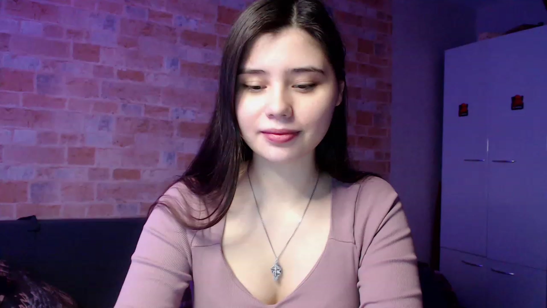 Gallery image thumbnail from Moon_light23's myfreecams stream on, 02/22/2023, 20:40 image 6 of 20