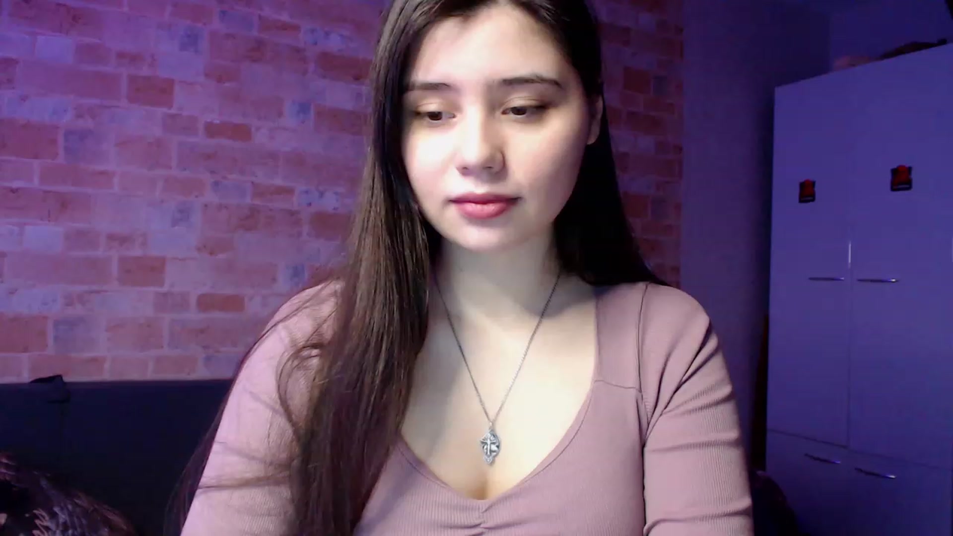 Gallery image thumbnail from Moon_light23's myfreecams stream on, 02/22/2023, 20:40 image 9 of 20
