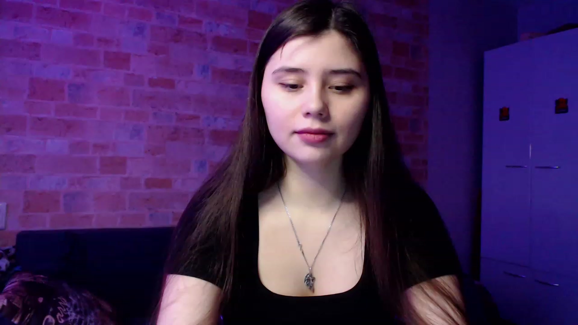 Gallery image thumbnail from Moon_light23's myfreecams stream on, 02/25/2023, 19:57 image 4 of 20