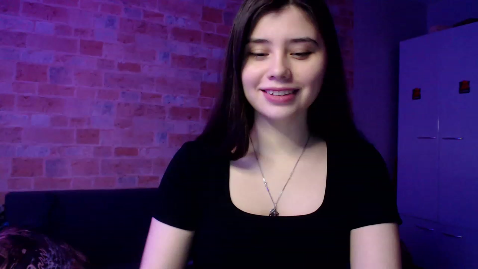Gallery image thumbnail from Moon_light23's myfreecams stream on, 02/25/2023, 19:57 image 12 of 20
