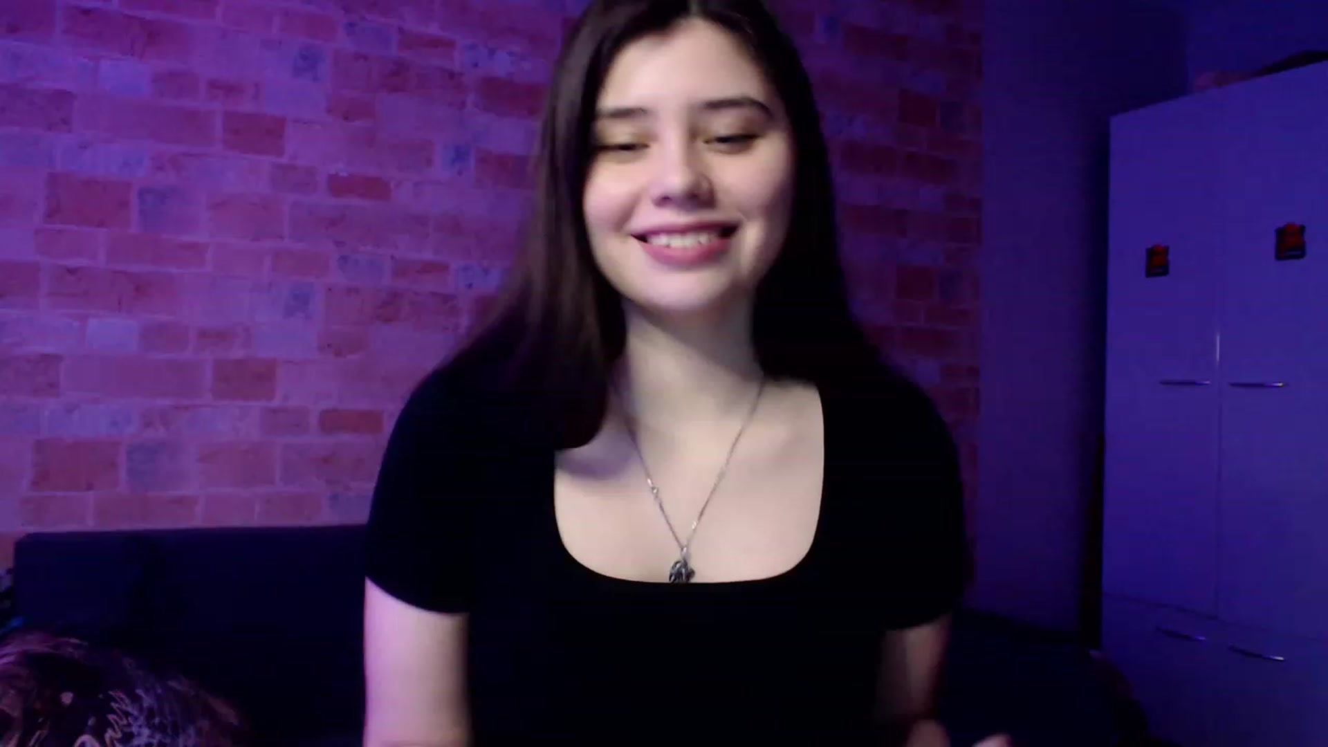 Gallery image thumbnail from Moon_light23's myfreecams stream on, 02/25/2023, 19:57 image 13 of 20
