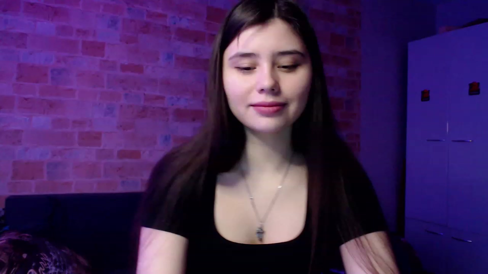 Gallery image thumbnail from Moon_light23's myfreecams stream on, 02/25/2023, 19:57 image 11 of 20