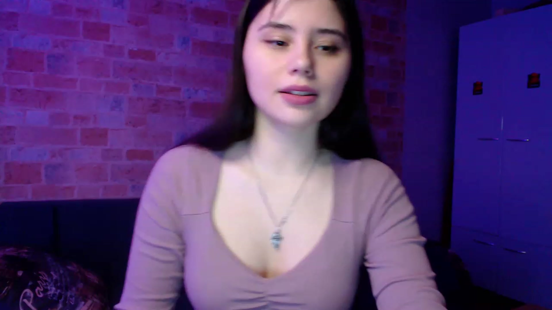 Gallery image thumbnail from Moon_light23's myfreecams stream on, 02/26/2023, 20:45 image 16 of 20