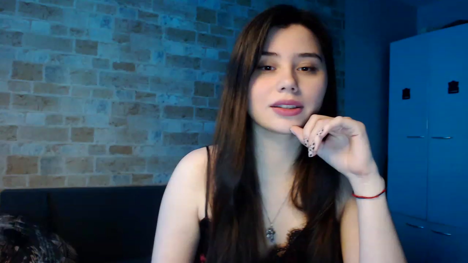Gallery image thumbnail from Moon_light23's myfreecams stream on, 02/28/2023, 20:26 image 10 of 20